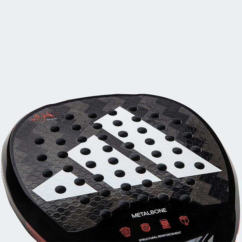 adidas Metalbone 3.2 Padel Raketi