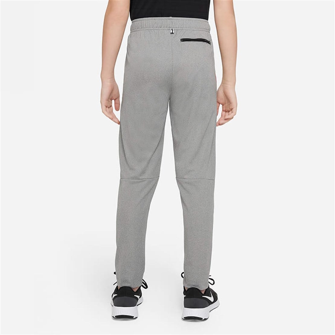 Nike Poly+ Erkek Çocuk Antrenman Eşofman Altı