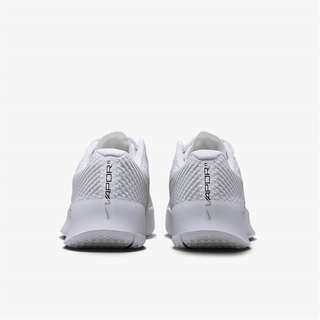 NikeCourt Air Zoom Vapor 11 Sert Kort Kadın Tenis Ayakkabısı