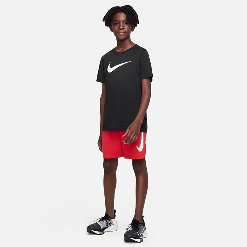 Nike Dri-FIT Multi+ Erkek Çocuk Antreman Şortu
