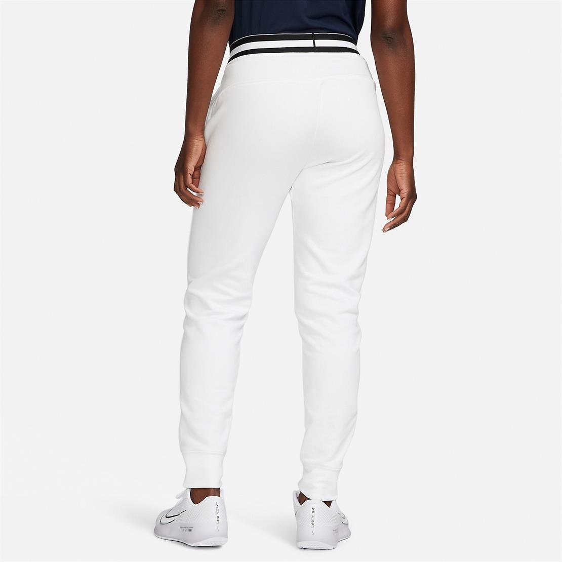 NikeCourt Dri-FIT Heritage Fransız Havlu Kumaşı Kadın Tenis Eşofman Altı