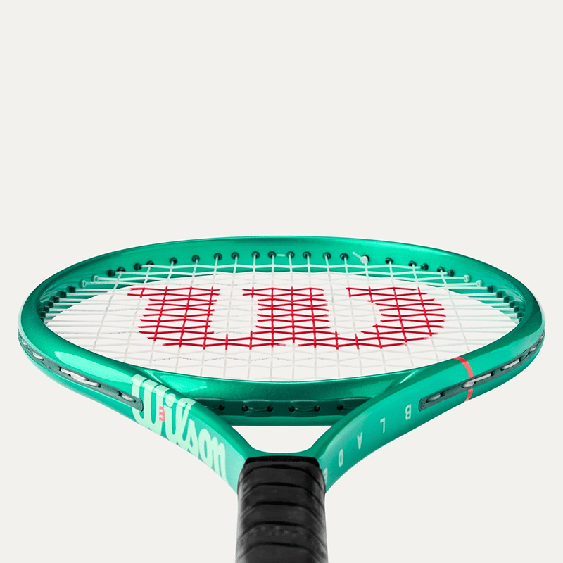 Wilson Blade 26 V10 Çocuk Tenis Raketi