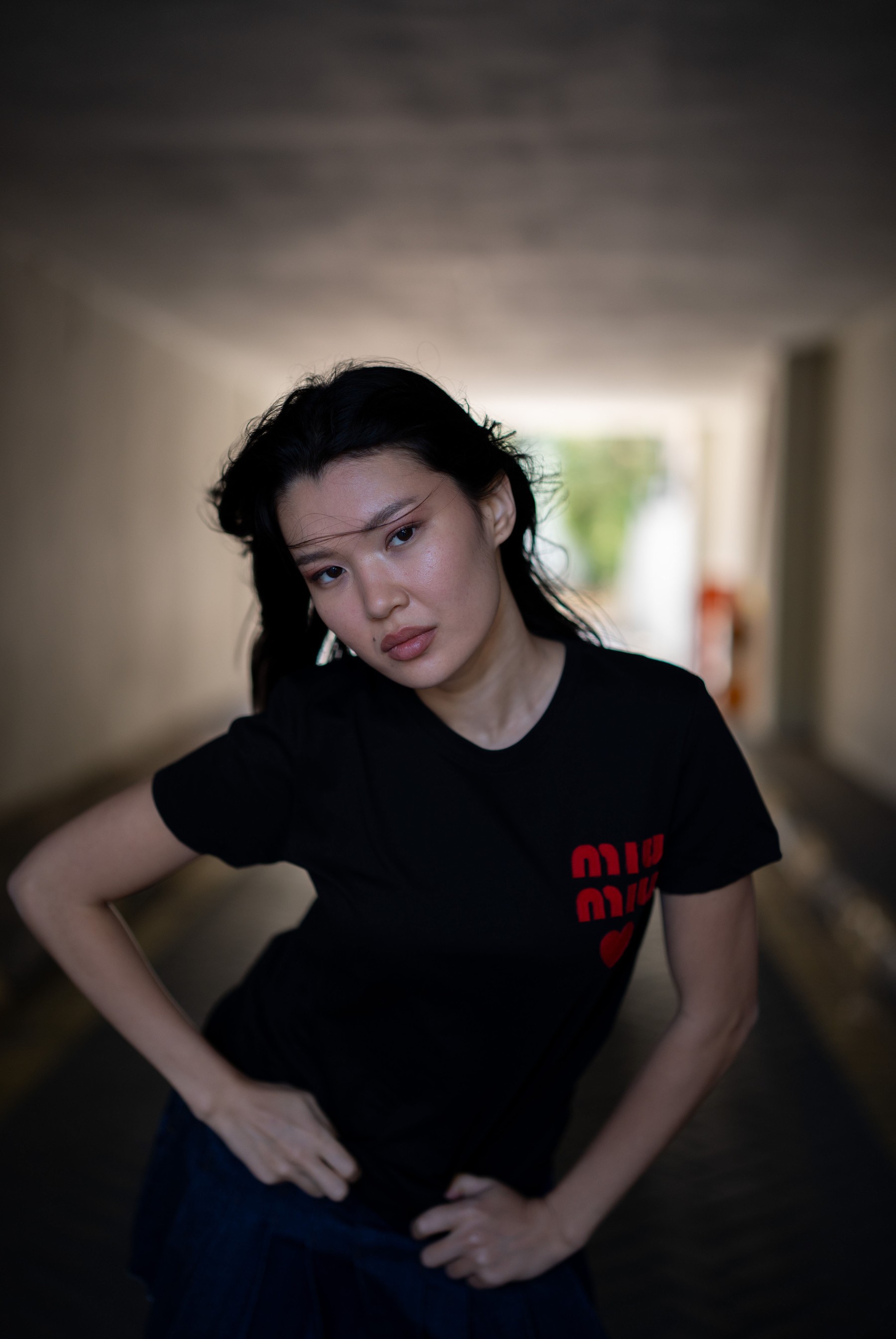 Kadın MM  Kırmızı Logo Ve Kalp Nakışılı T-shirt 