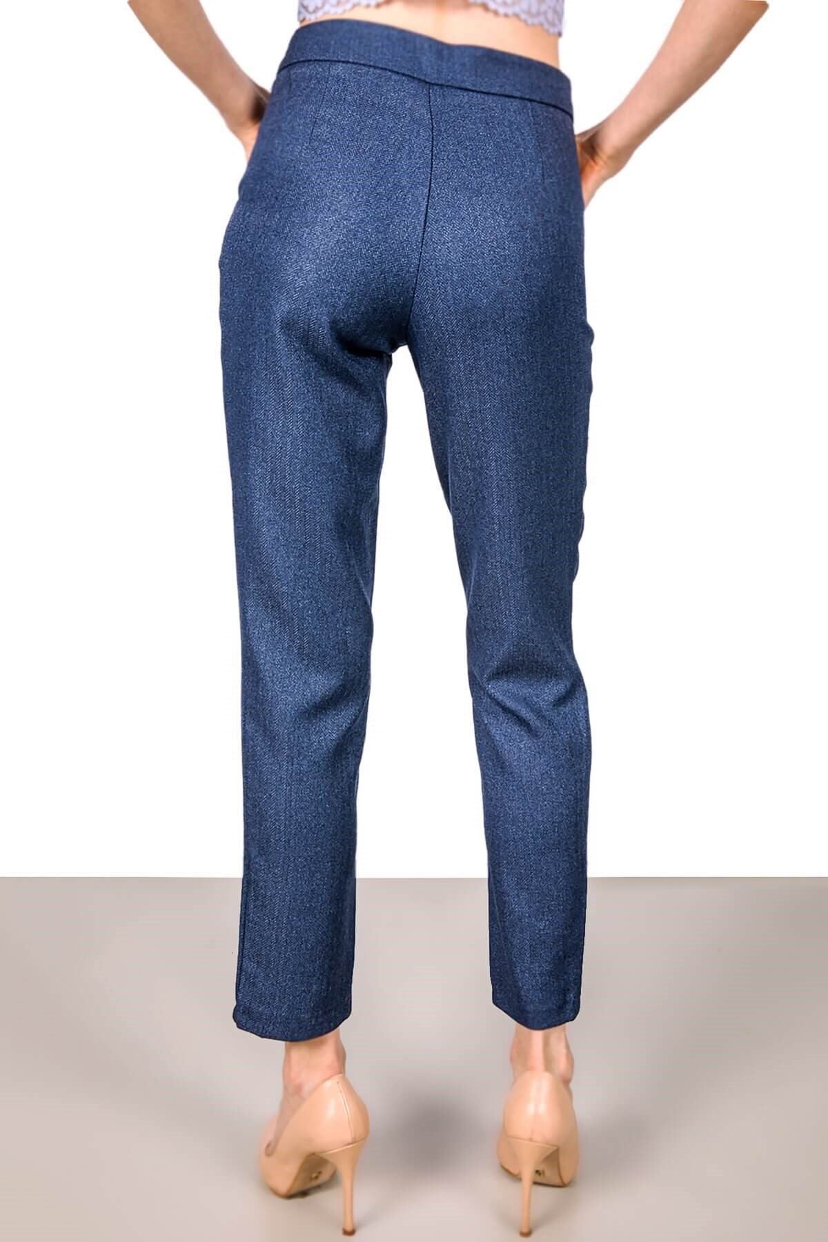 Klasik dar kesim pantolon ceket  takım lacivert ve diğer Takım modellerimiz için online alışveriş mağazamızı ziyaret edin. 