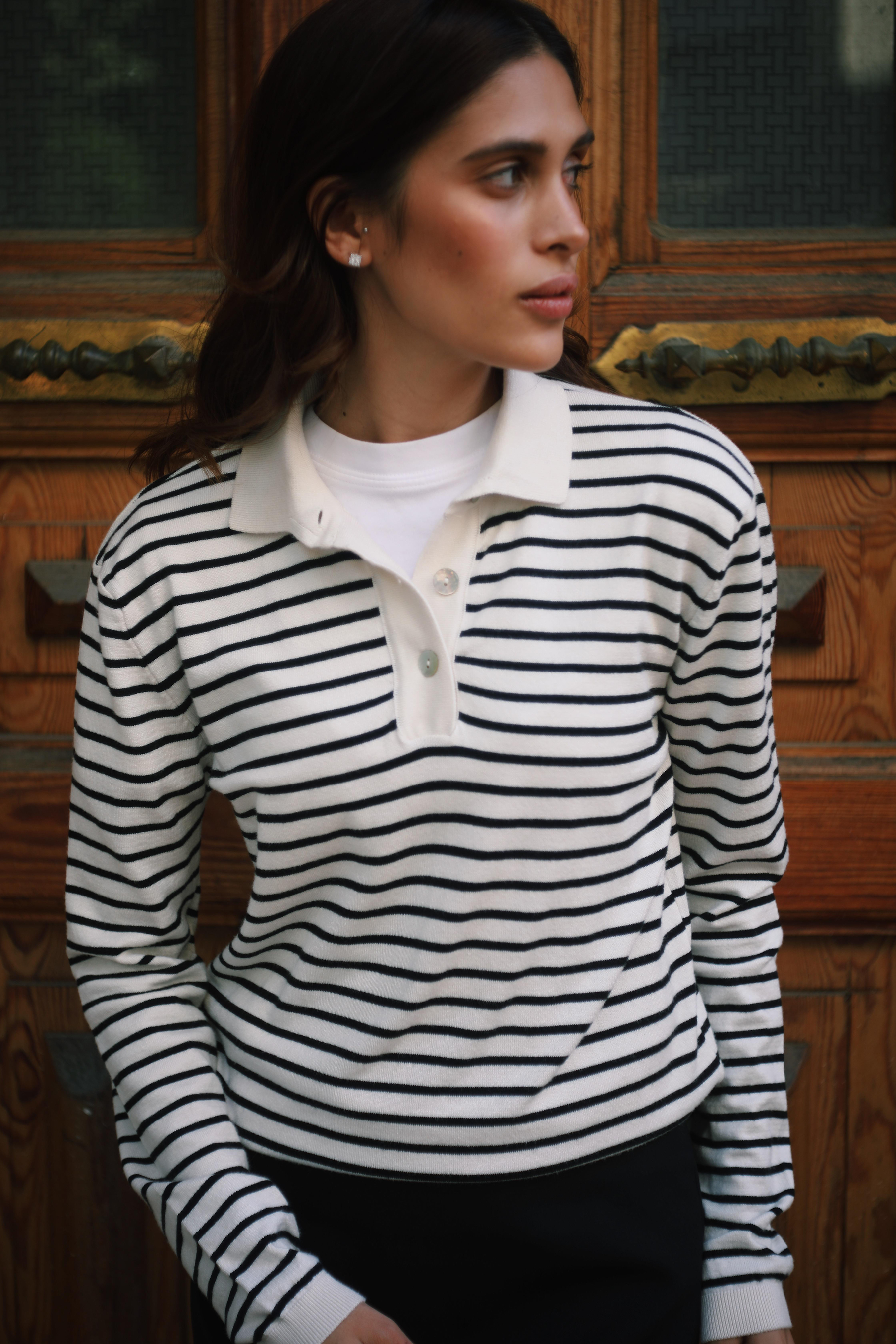 Polo Yaka Krem-Siyah İnce Çizgili Pamuk Triko ve diğer Triko modellerimiz için online alışveriş mağazamızı ziyaret edin. 