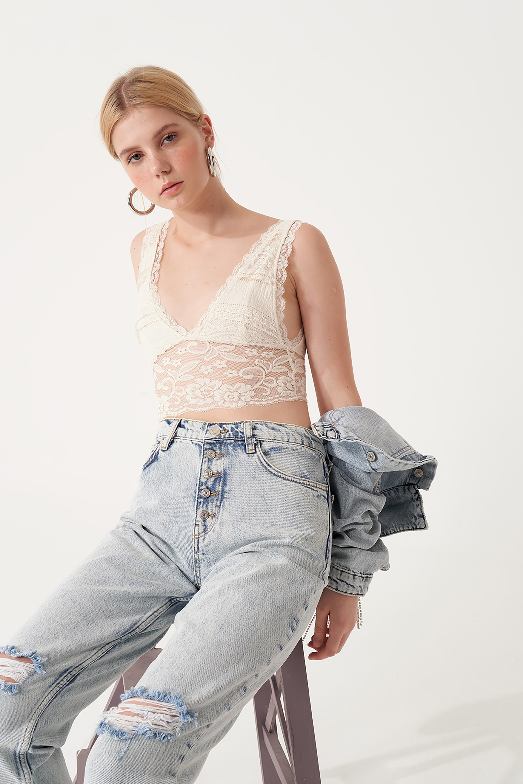 Dantelli V Yaka Bralet Top