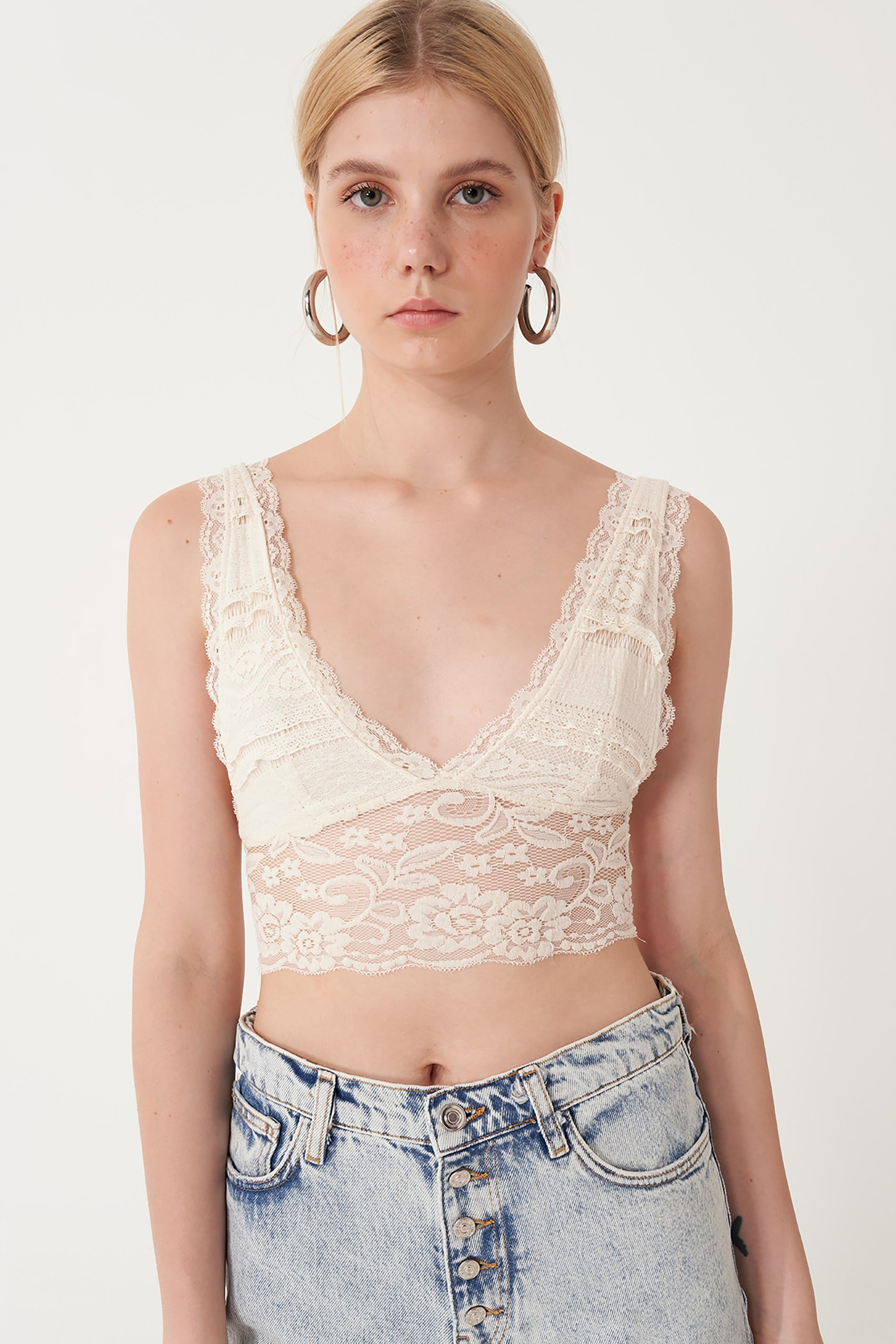 Dantelli V Yaka Bralet Top