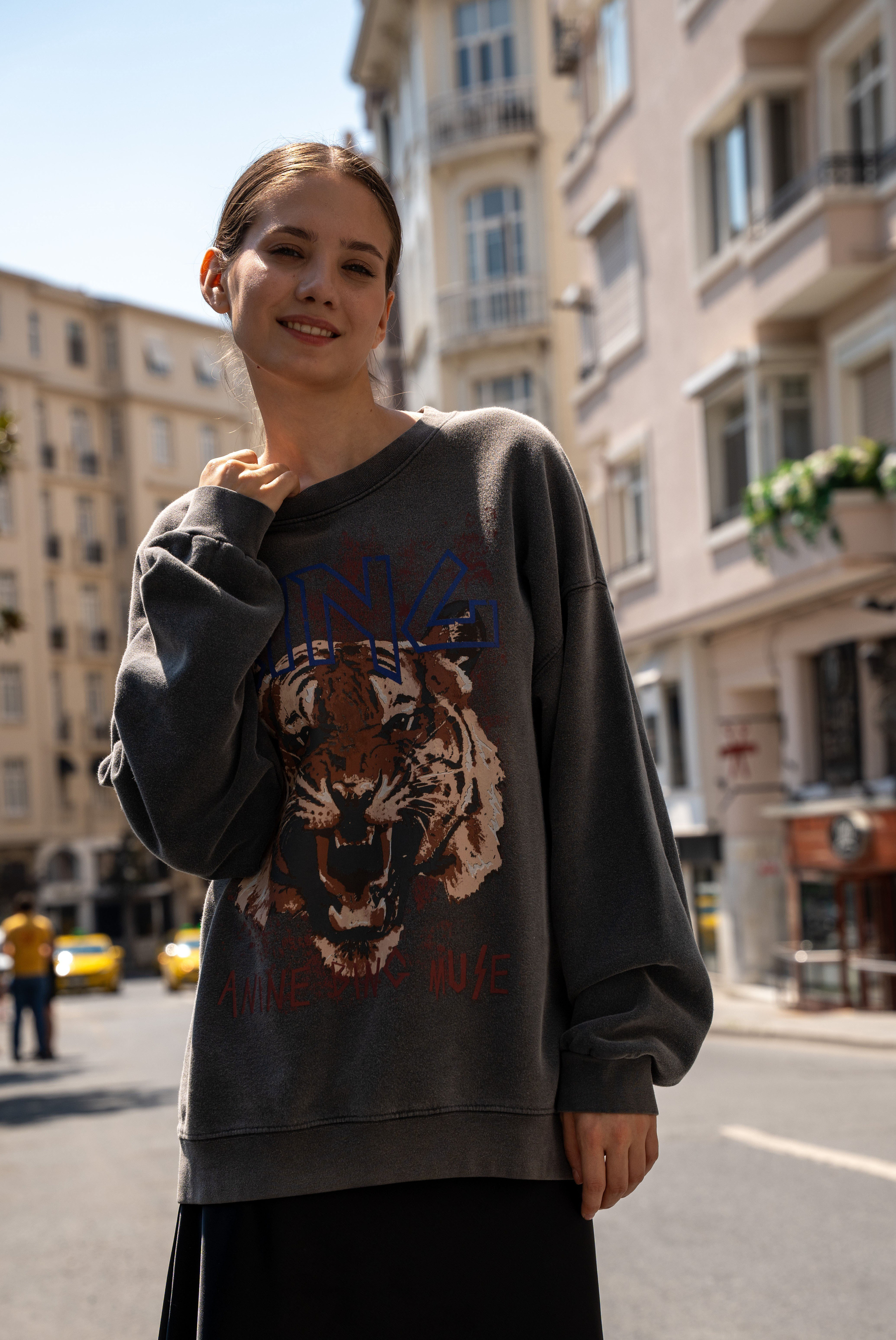 Kadın AB Aslanlı Sweatshirt