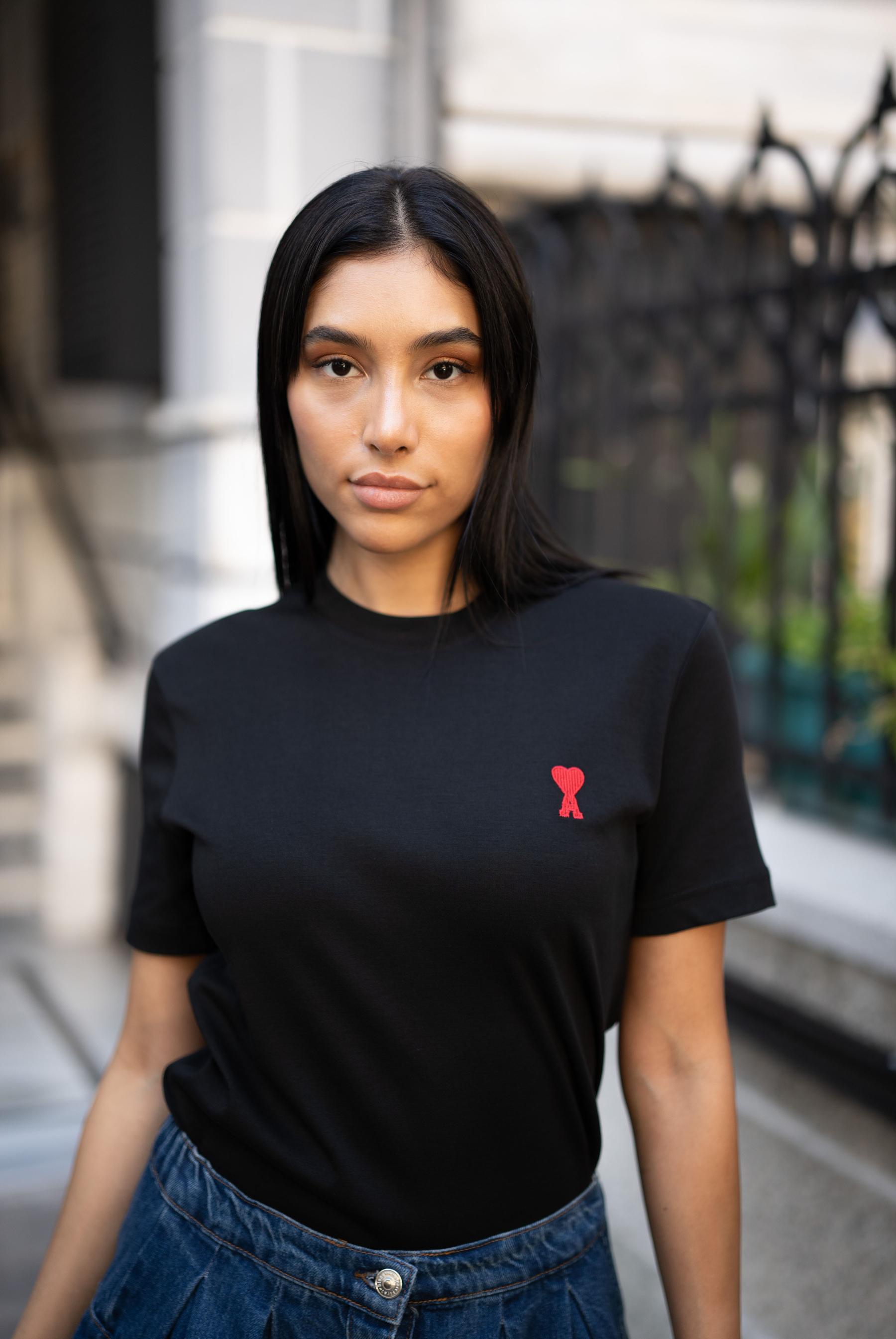 Kadın Kalpli Kabartma Logolu  Tshirt