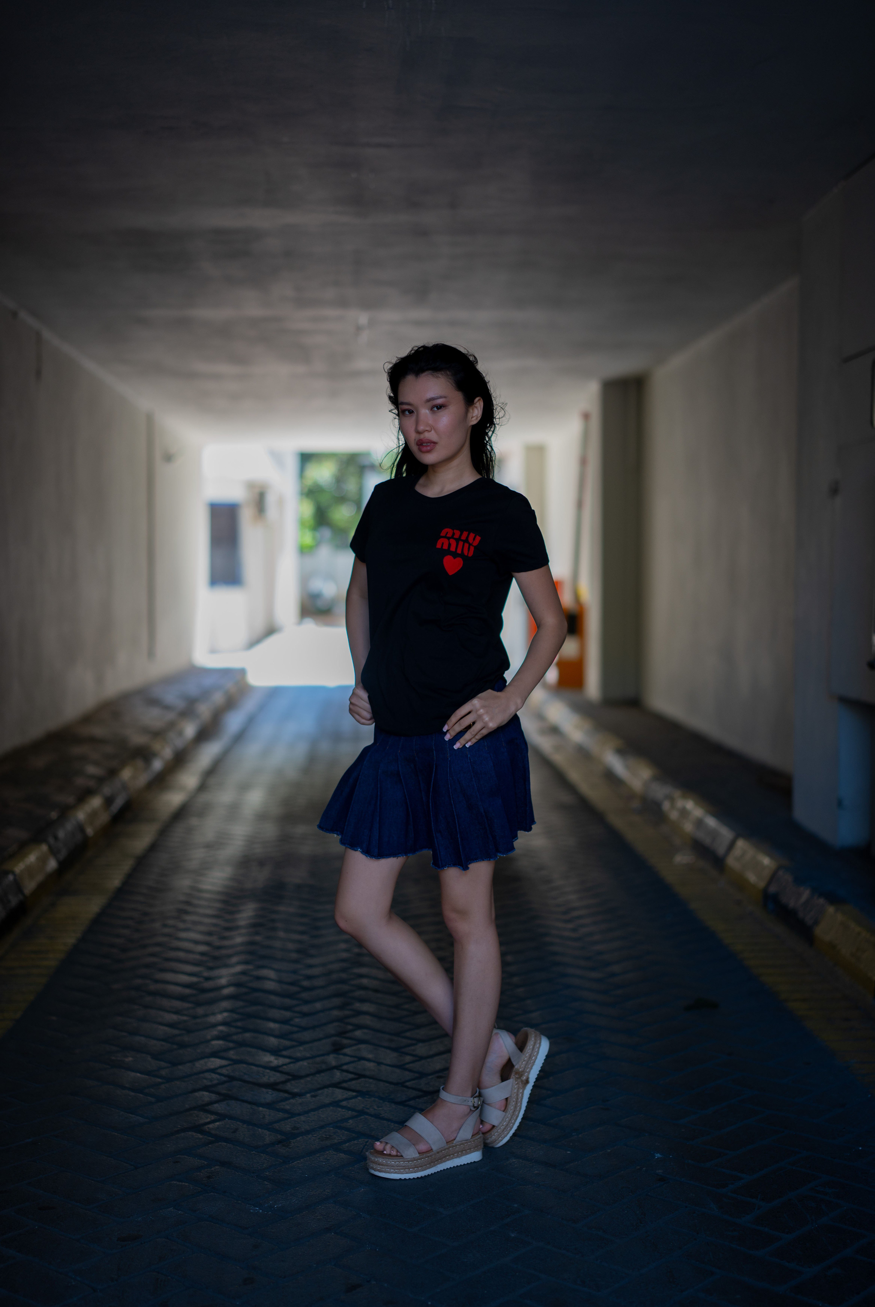 Kadın MM  Kırmızı Logo Ve Kalp Nakışılı T-shirt 