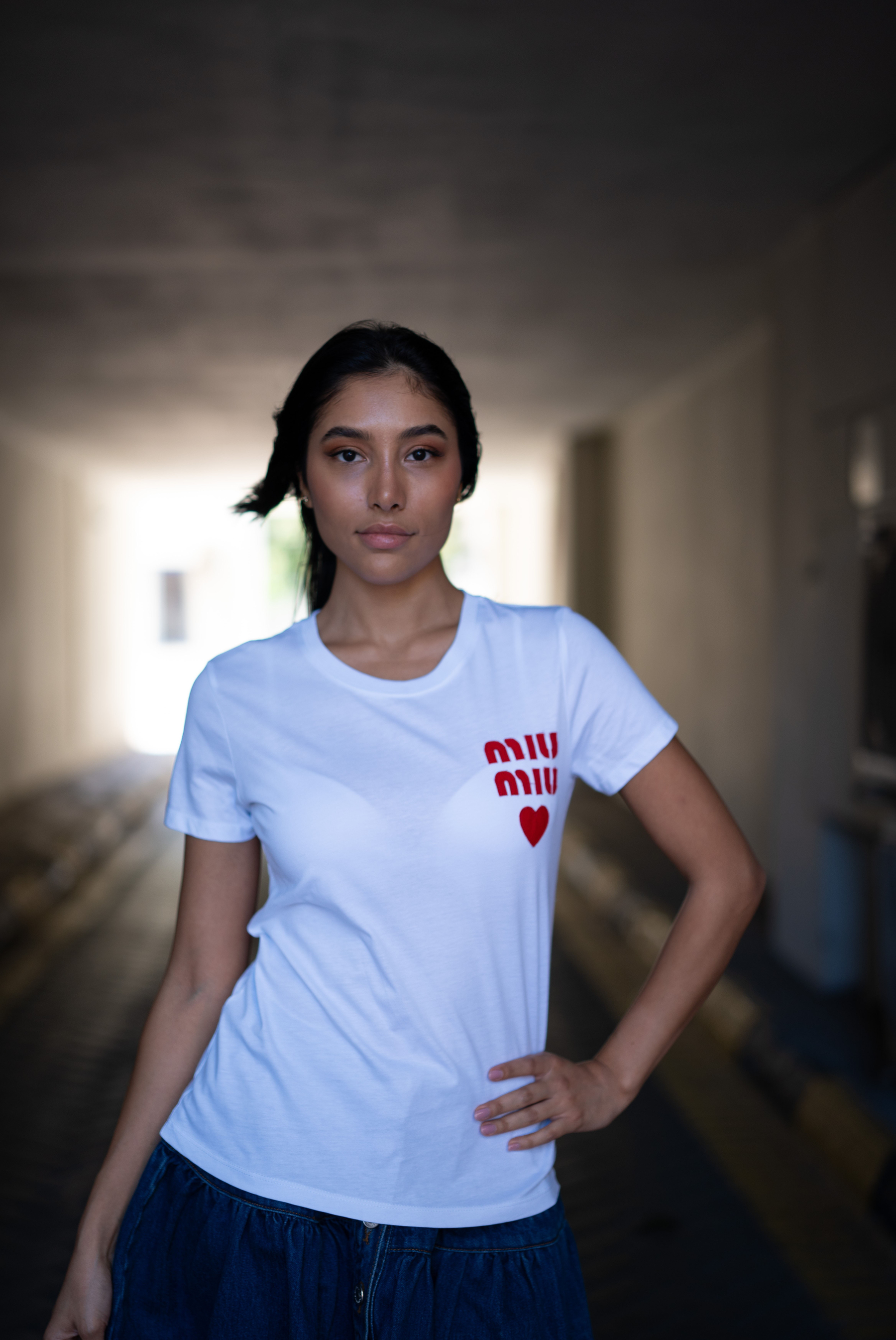 Kadın MM  Kırmızı Logo Ve Kalp Nakışılı T-shirt
