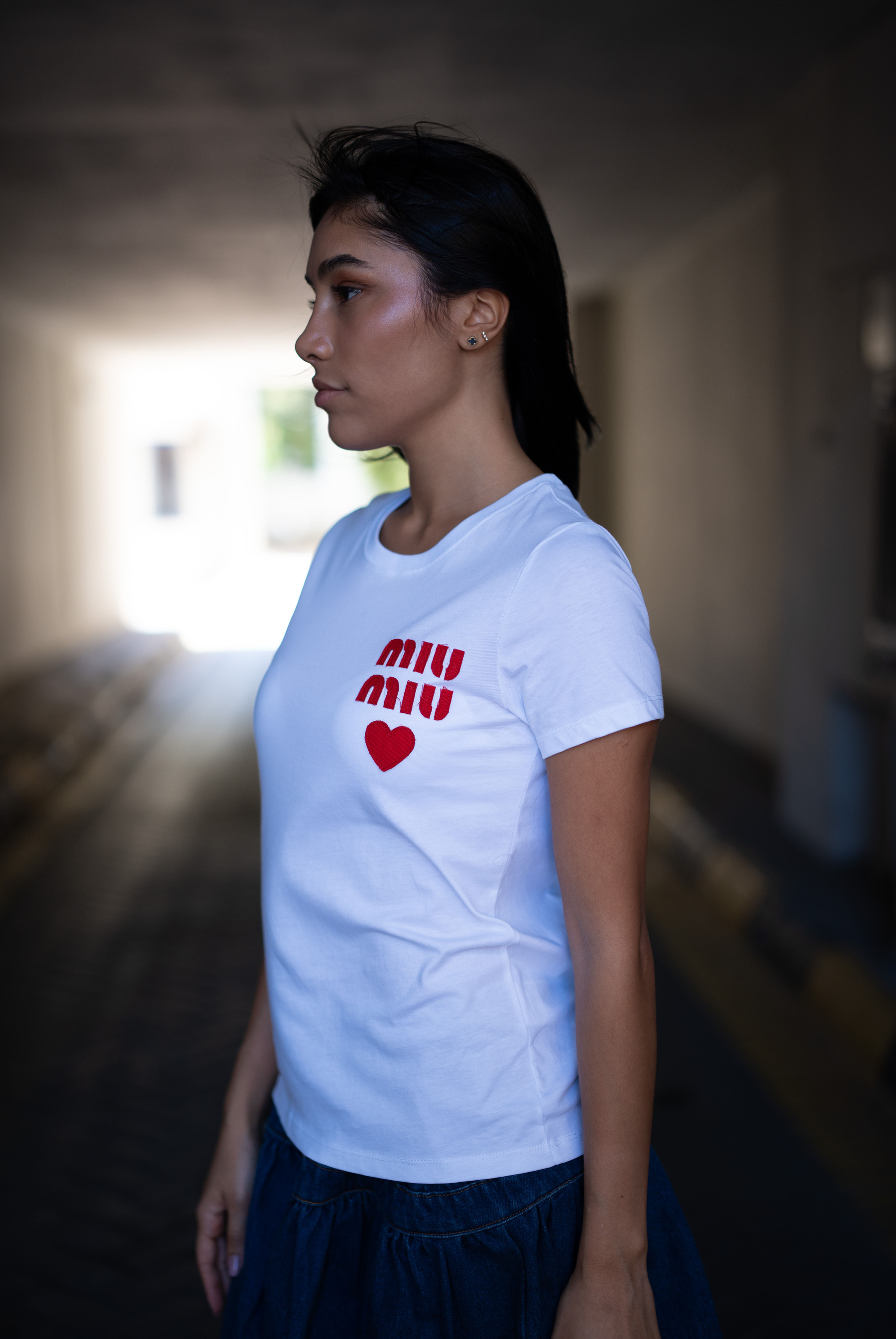 Kadın MM  Kırmızı Logo Ve Kalp Nakışılı T-shirt
