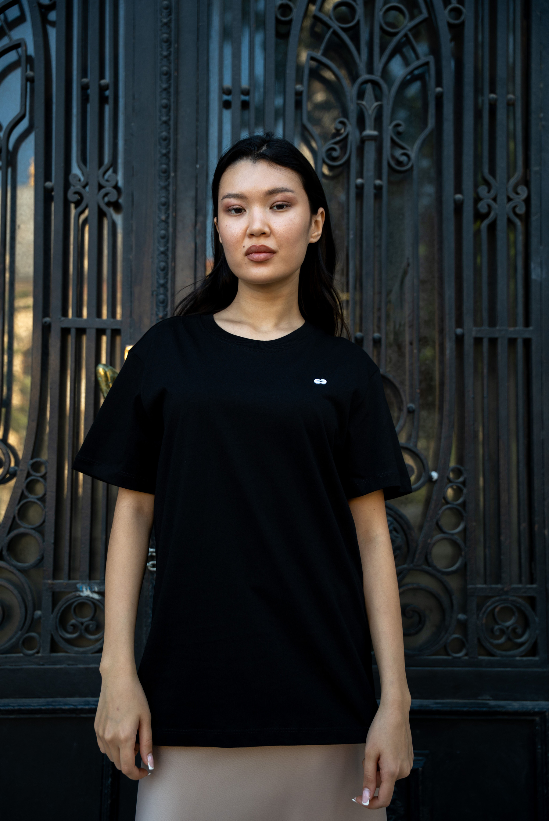 Kadın With Small Embroidered Logo T-shirt