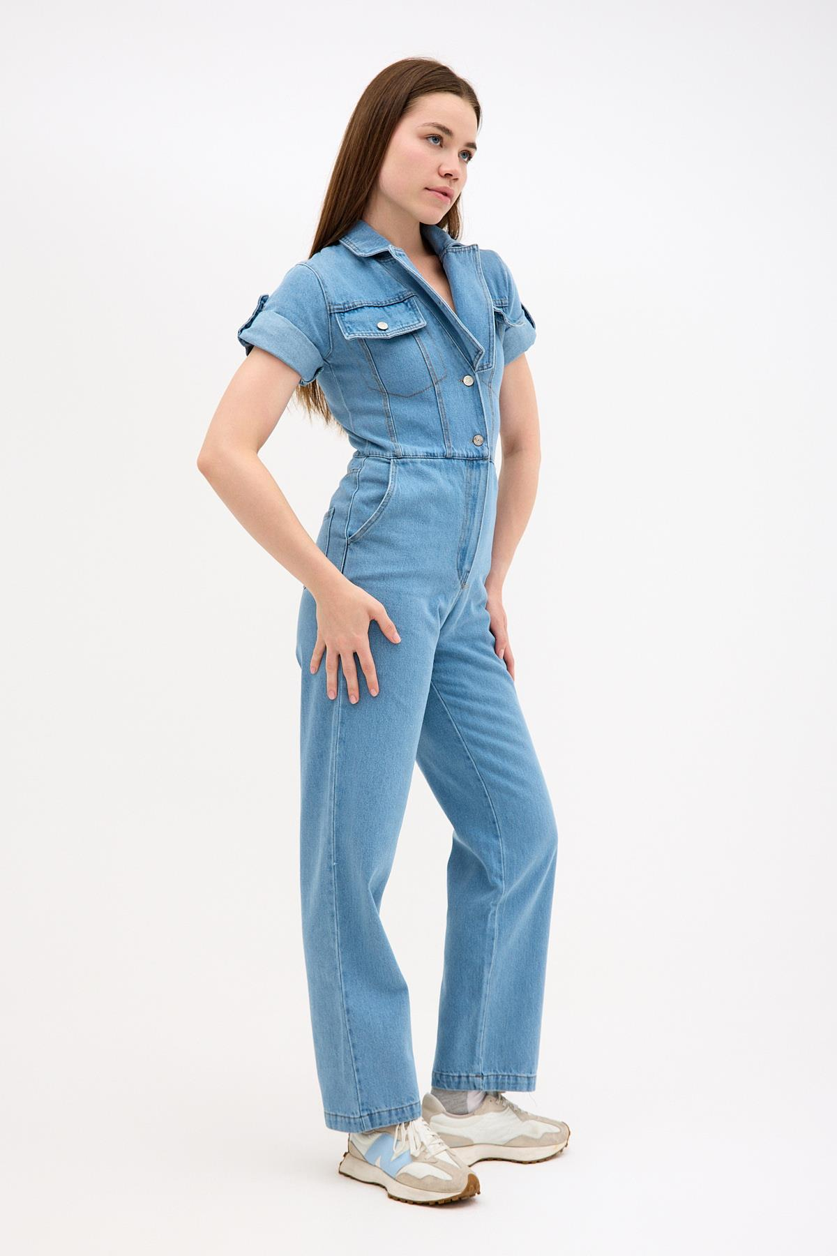 Kısa Kollu V Yaka Detaylı Jean Kot Tulum ve diğer Tulum modellerimiz için online alışveriş mağazamızı ziyaret edin. 