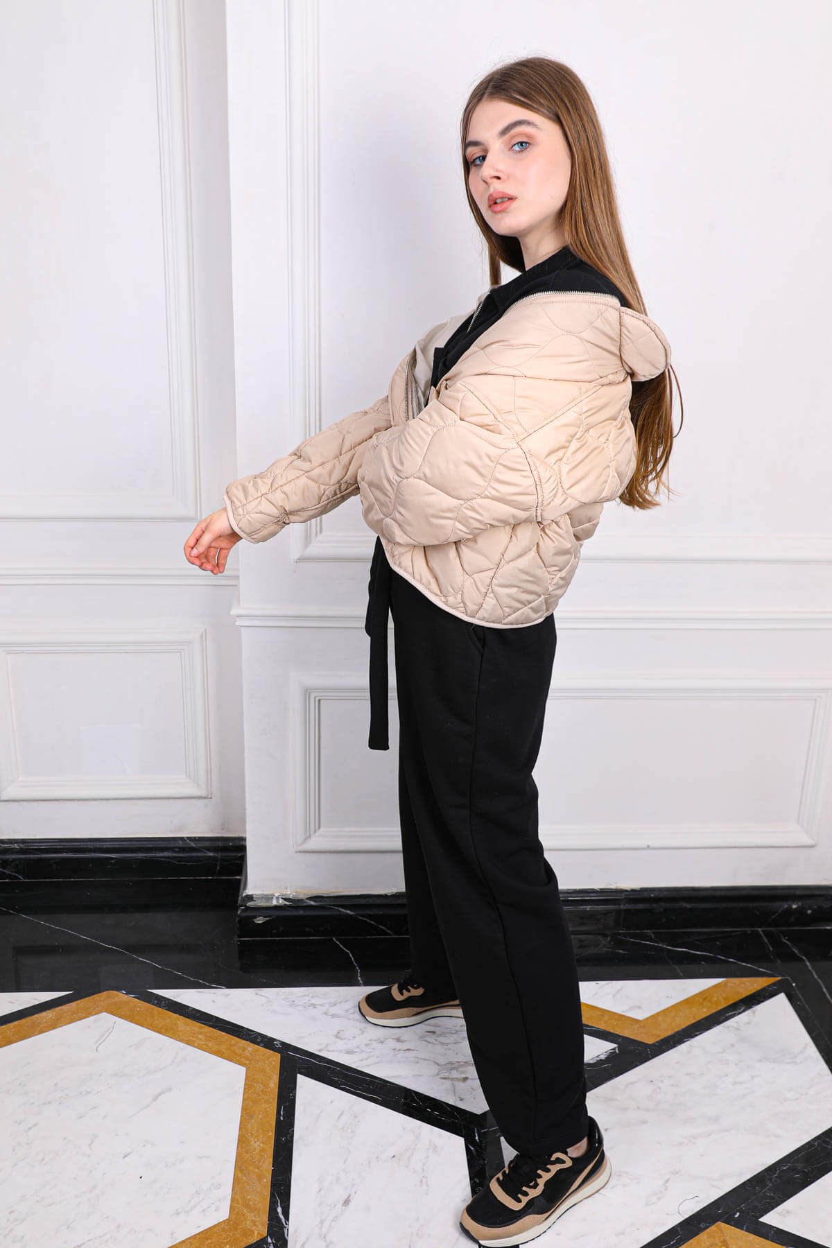 Krem Rengi Mont ve diğer Mont modellerimiz için online alışveriş mağazamızı ziyaret edin. 