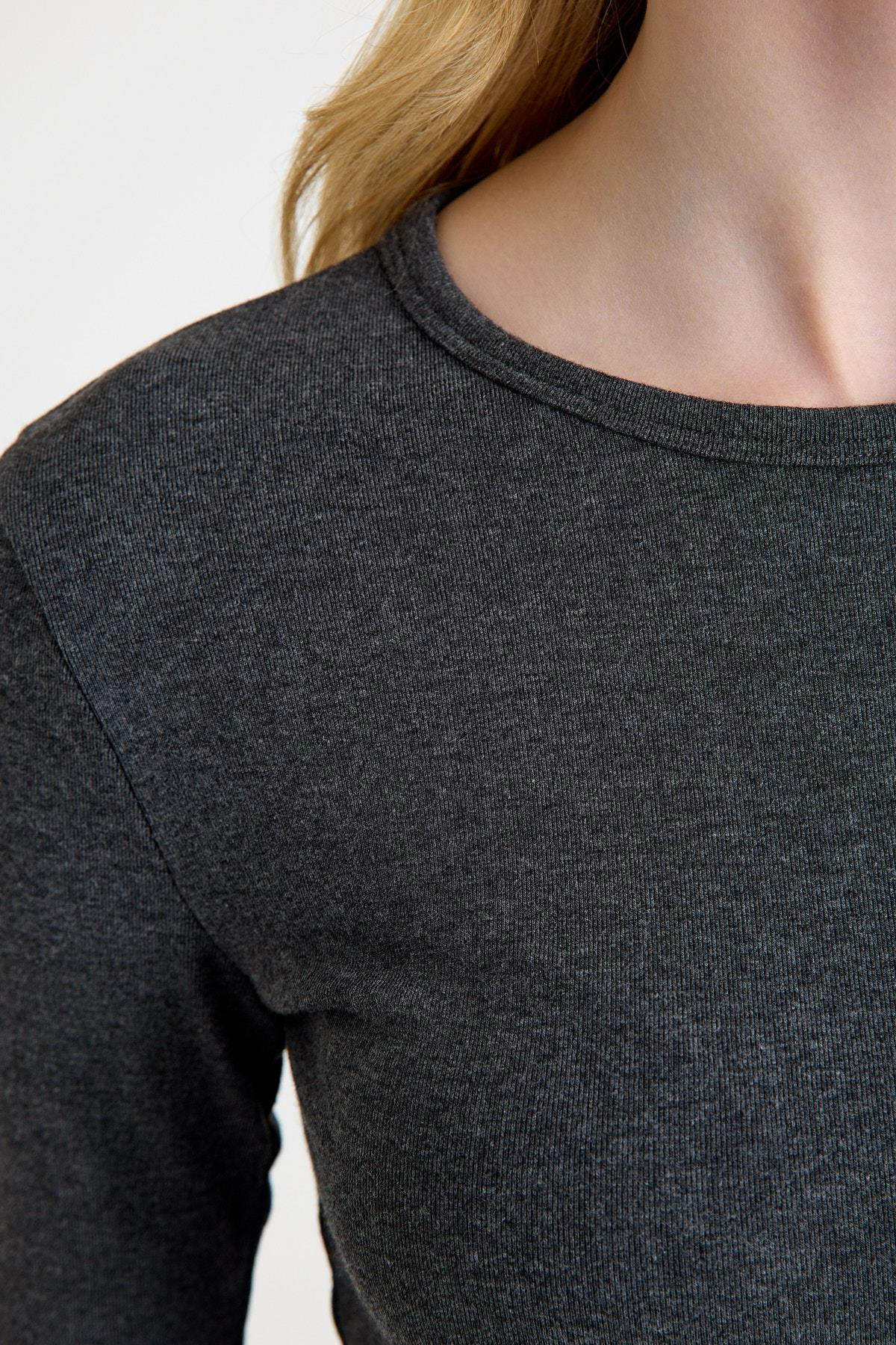 Modal Soft Touch Kadın Koyu Gri İspanyol Paça Flared Tayt Bluz Yoga Takımı ve diğer Spor Giyim modellerimiz için online alışveriş mağazamızı ziyaret edin. 