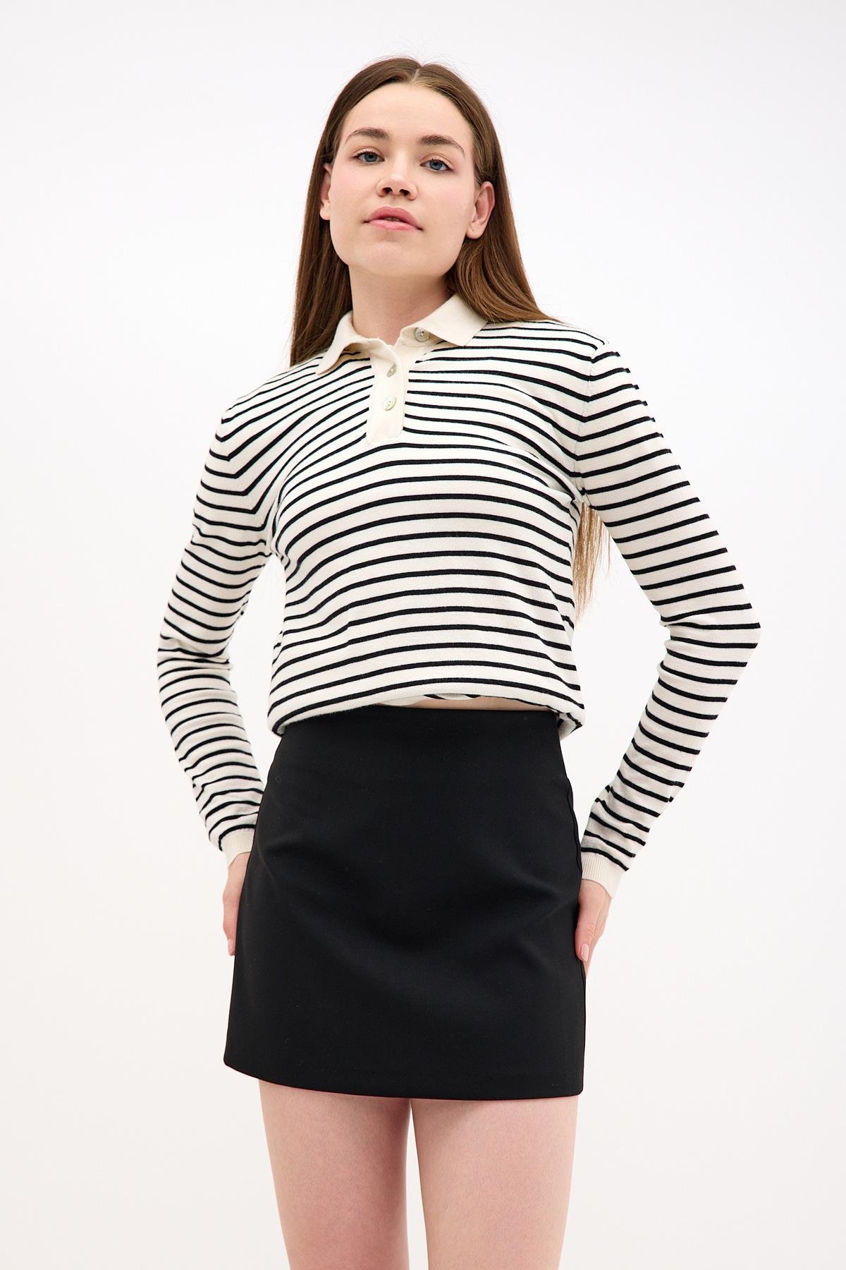 Pamuk Basic Mini Çan Siyah Etek ve diğer Etek modellerimiz için online alışveriş mağazamızı ziyaret edin. 