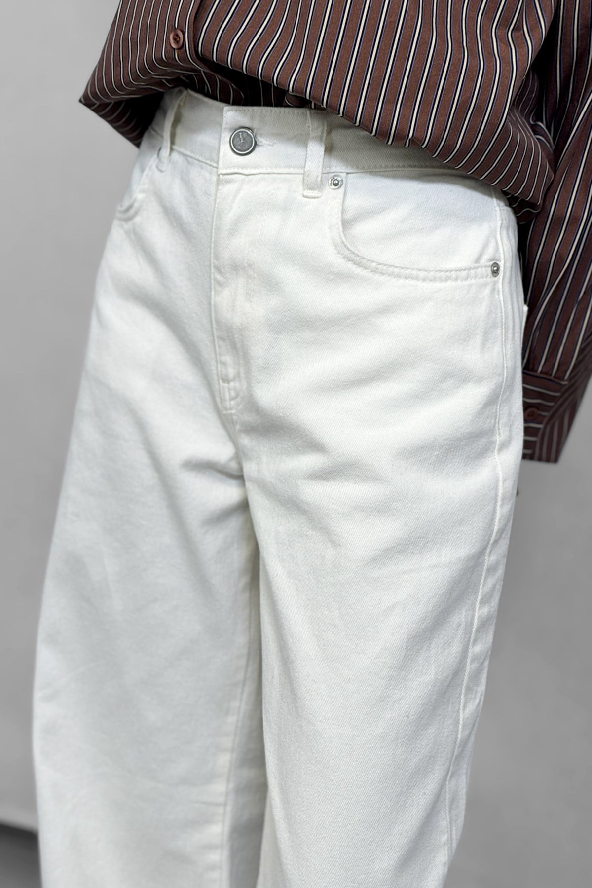 Pamuk Soft Wide Leg Jean - Beyaz ve diğer Jean modellerimiz için online alışveriş mağazamızı ziyaret edin. 