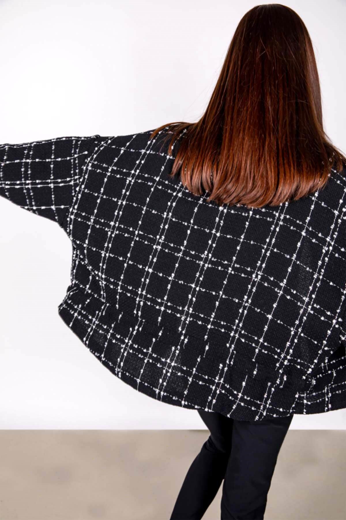 Siyah beyaz ekoseli beli büzgülü kumaş ceket mont ve diğer Dış Giyim modellerimiz için online alışveriş mağazamızı ziyaret edin. 