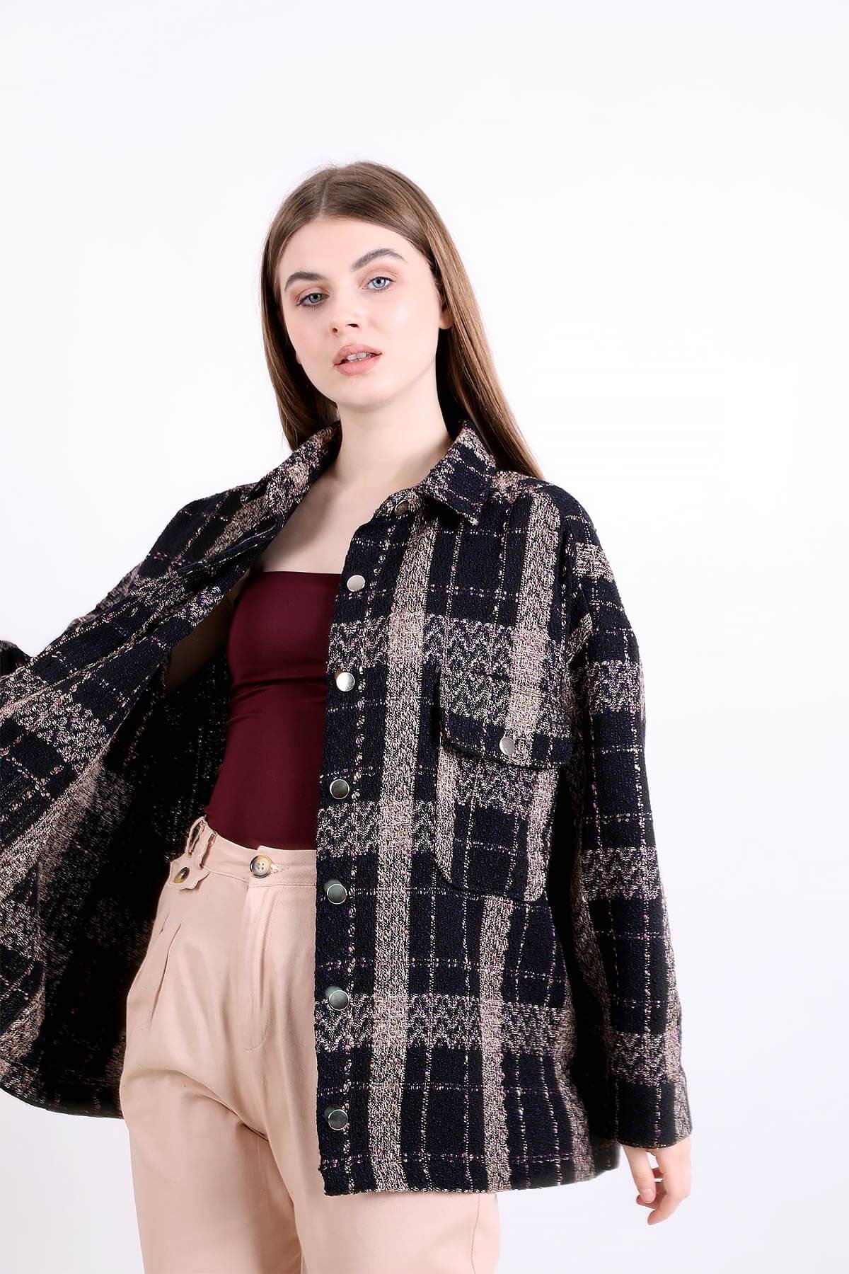 Tuvit Ekose desenli gömlek ceket siyah lila desenli ve diğer Ceket modellerimiz için online alışveriş mağazamızı ziyaret edin. 