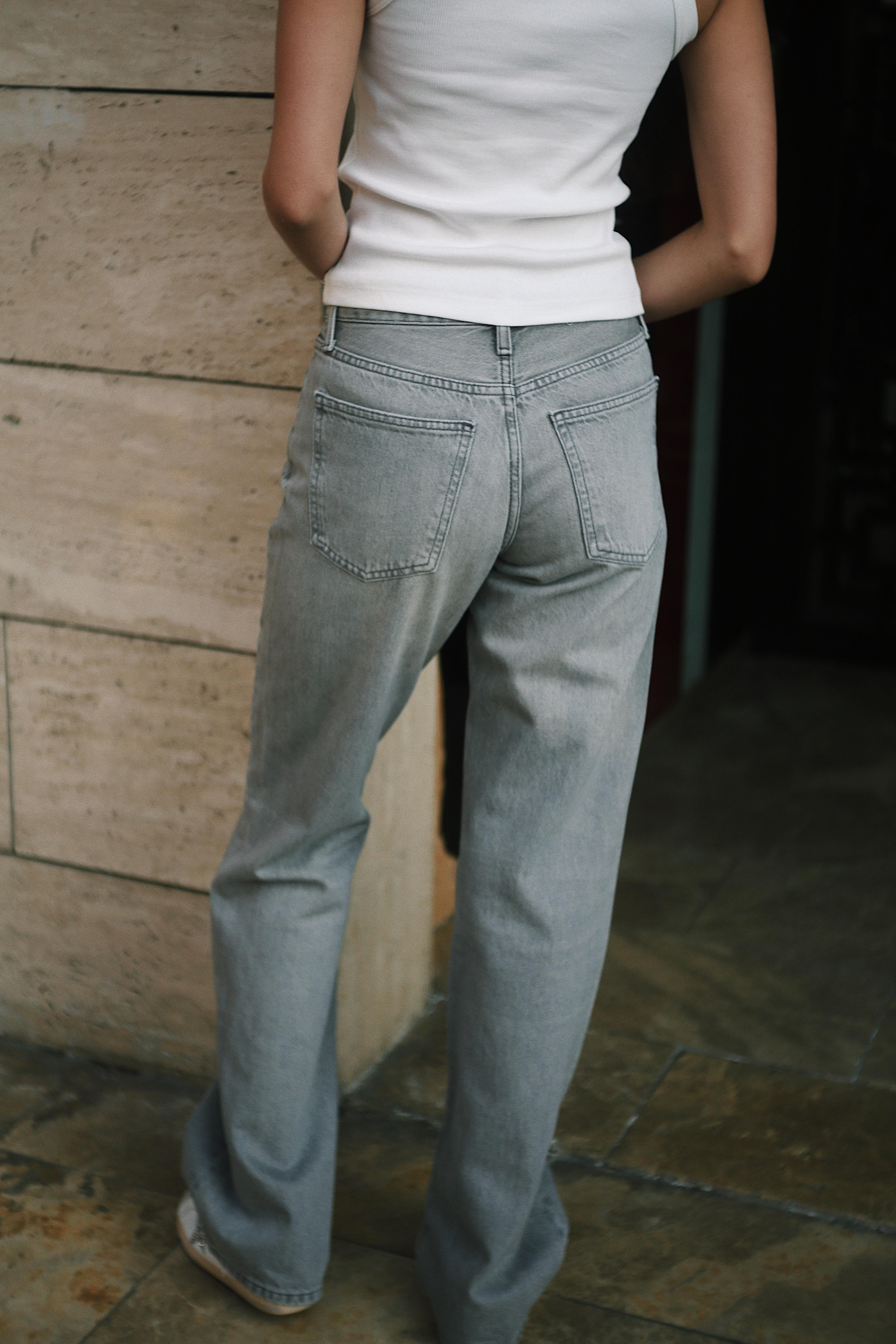 Wide leg Bol Paça Kadın Gri Denim Jean Kot Pantolon ve diğer Jean modellerimiz için online alışveriş mağazamızı ziyaret edin. 