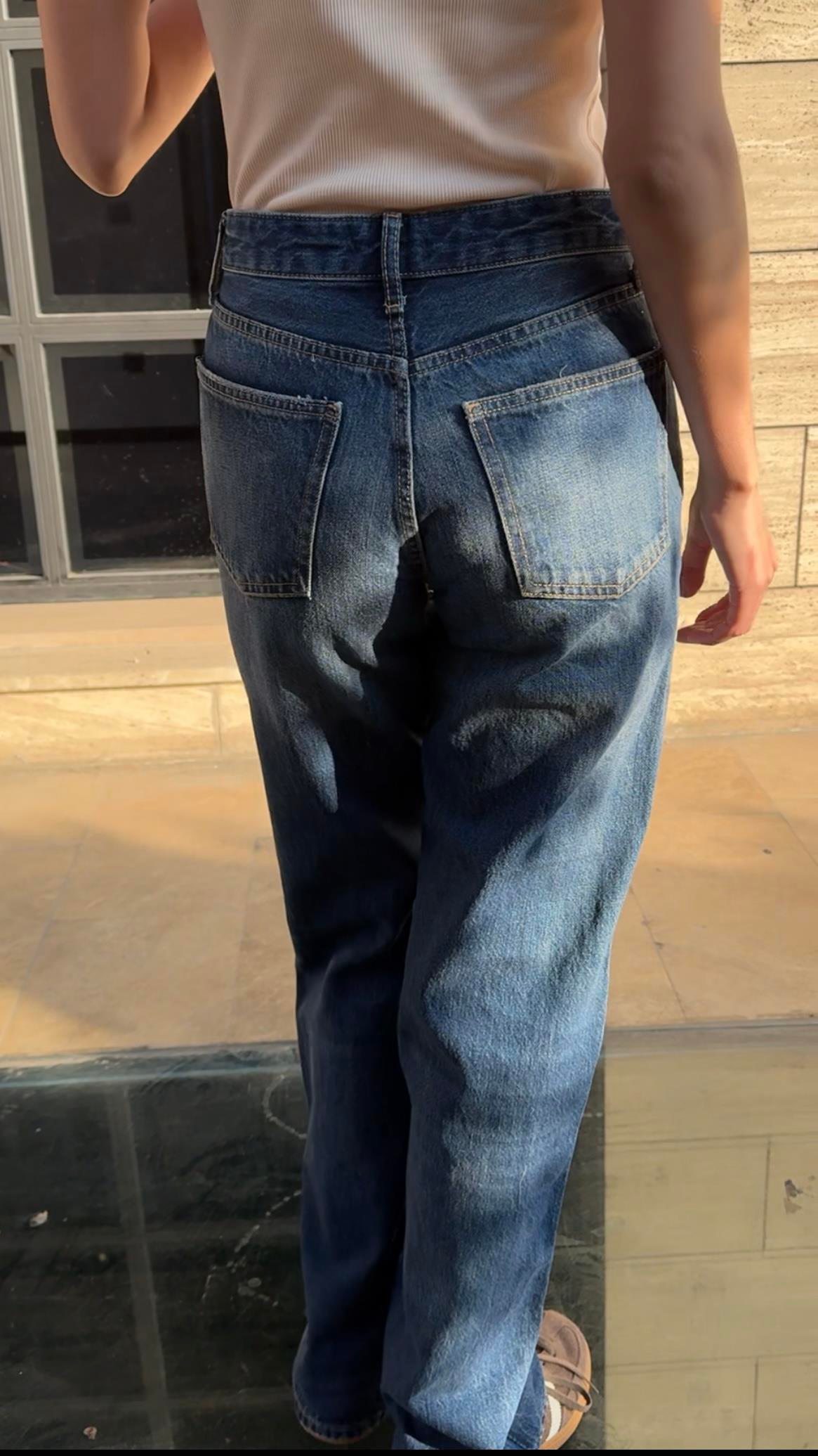 Wide leg Bol Paça Kadın Lacivert Denim Jean Kot Pantolon ve diğer Jean modellerimiz için online alışveriş mağazamızı ziyaret edin. 