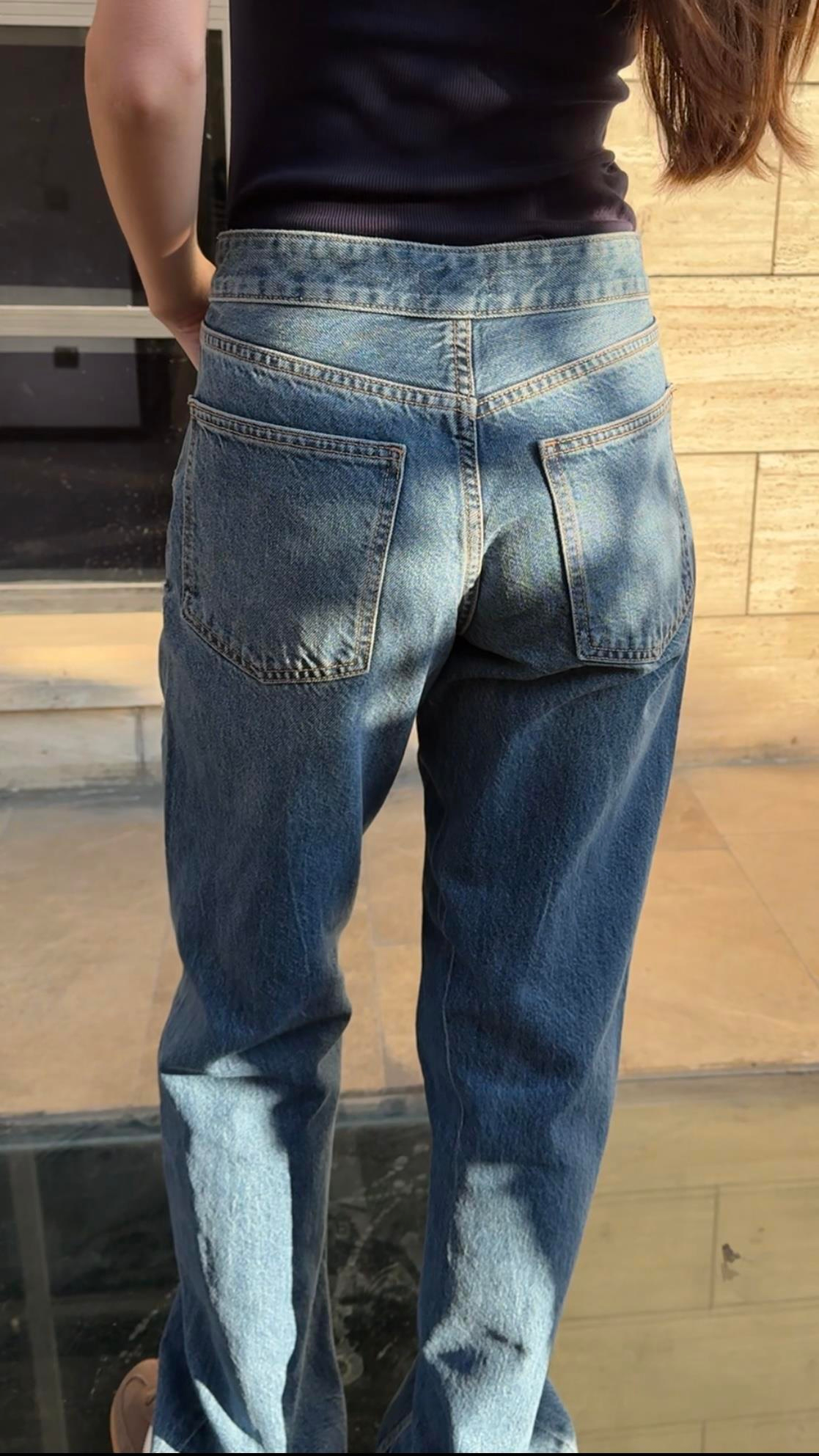 Wide leg Bol Paça Kadın Yıkamalı Lacivert Denim Jean Kot Pantolon ve diğer Jean modellerimiz için online alışveriş mağazamızı ziyaret edin. 