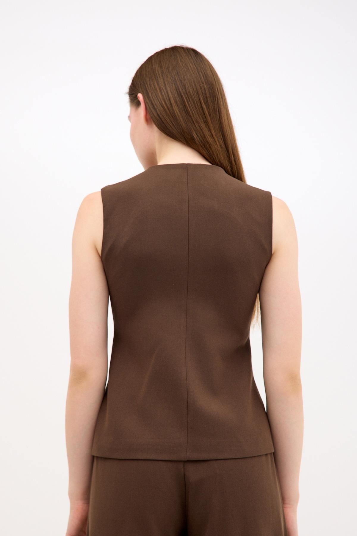 Yelek Palazzo Pantolon Kahverengi Takım ve diğer Takım modellerimiz için online alışveriş mağazamızı ziyaret edin. 