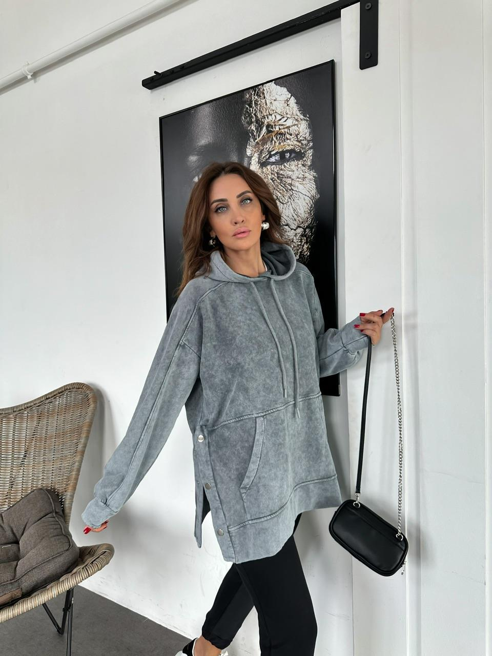 Gri Çıtçıtlı Yıkamalı Sweatshirt