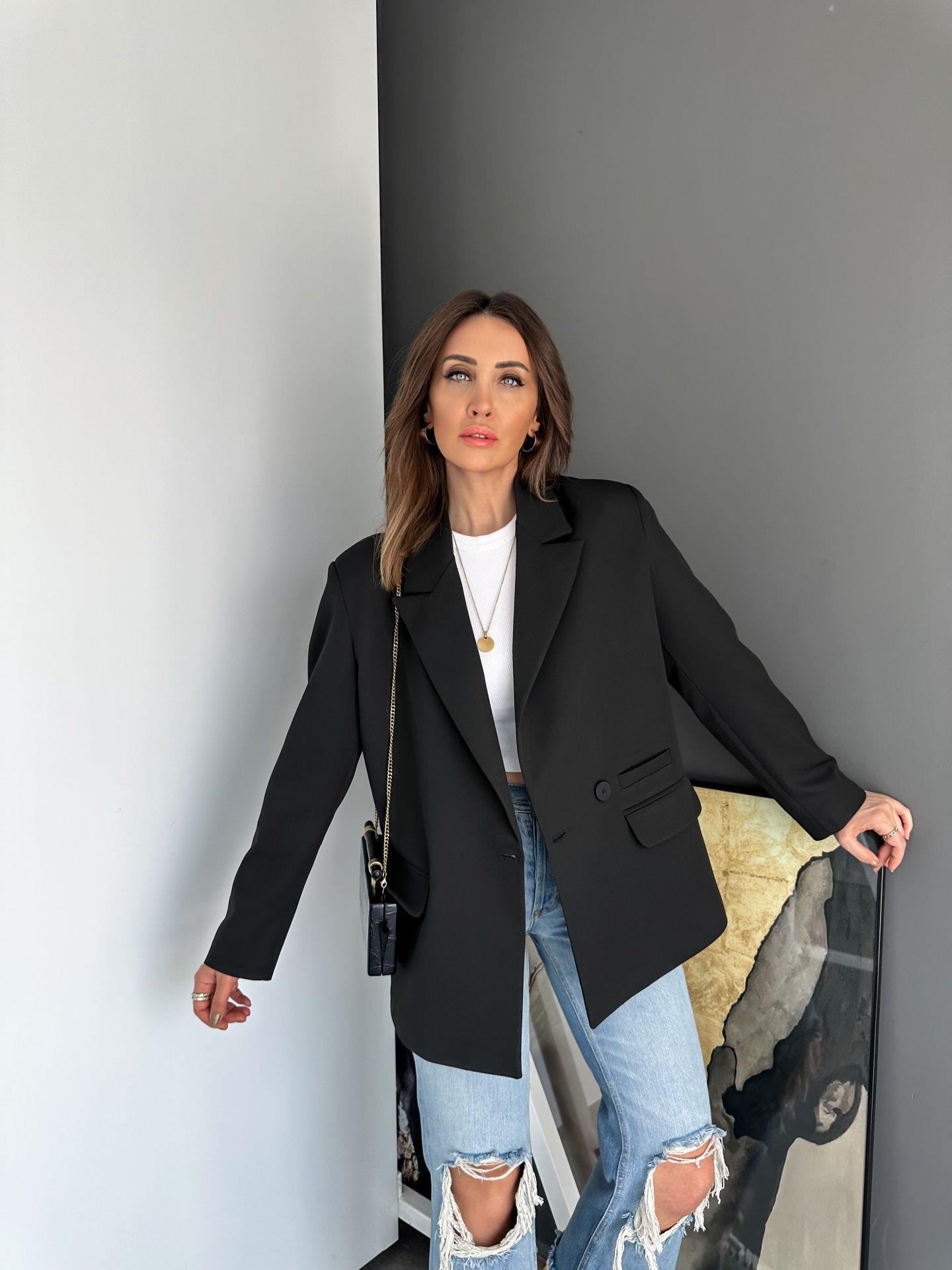 Siyah Tek Düğmeli Blazer Ceket