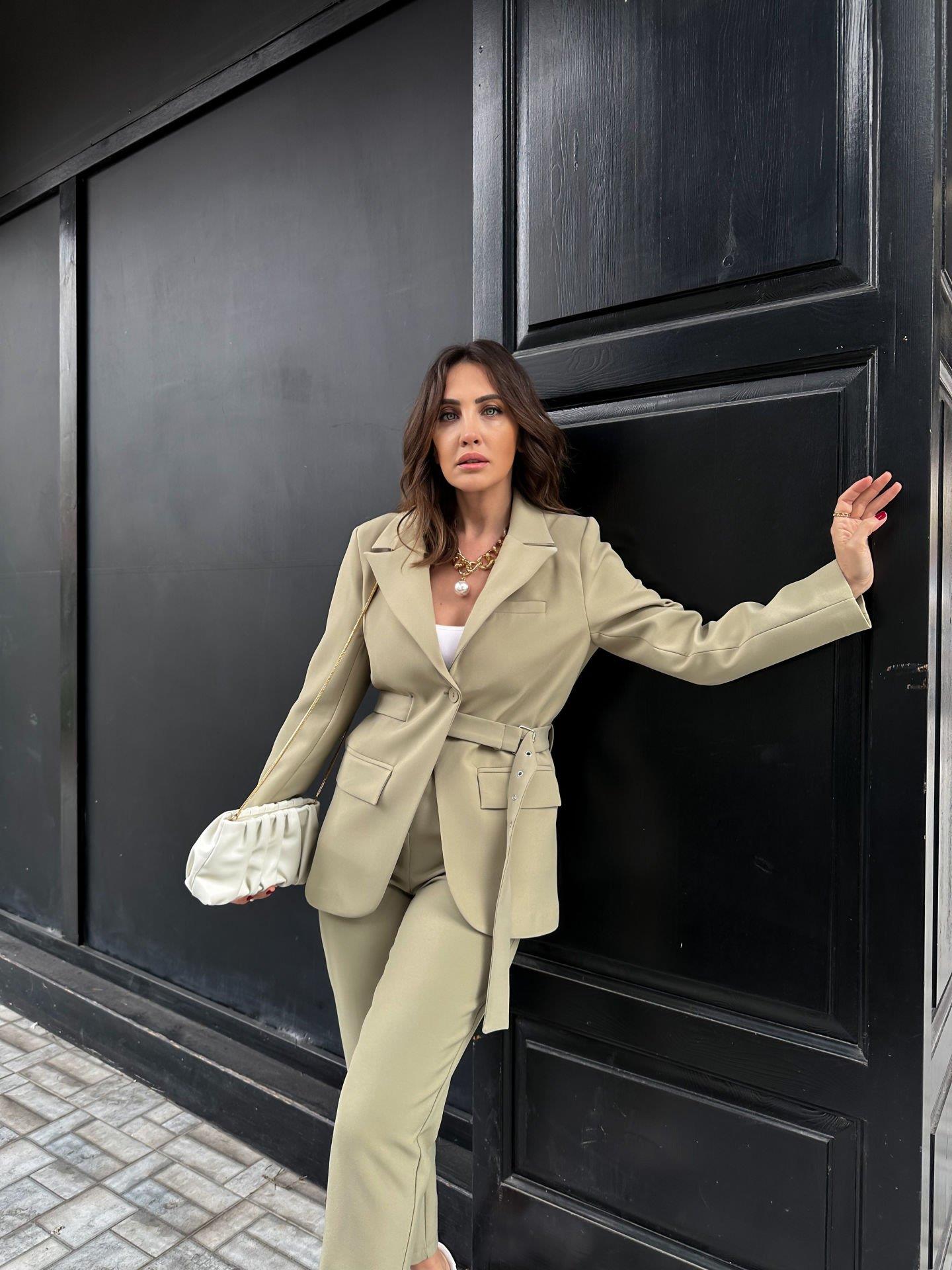 Yeşil Kemerli Tasarım Blazer Ceket