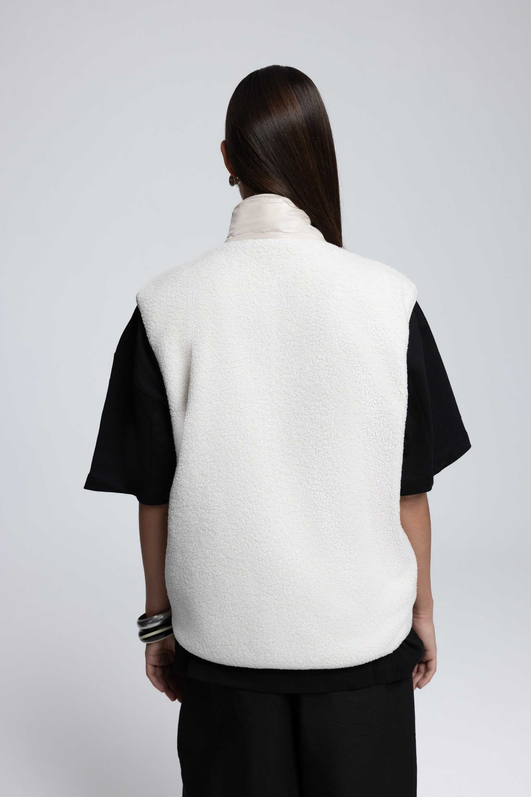 Alberg Beige Oversized Teddy Vest