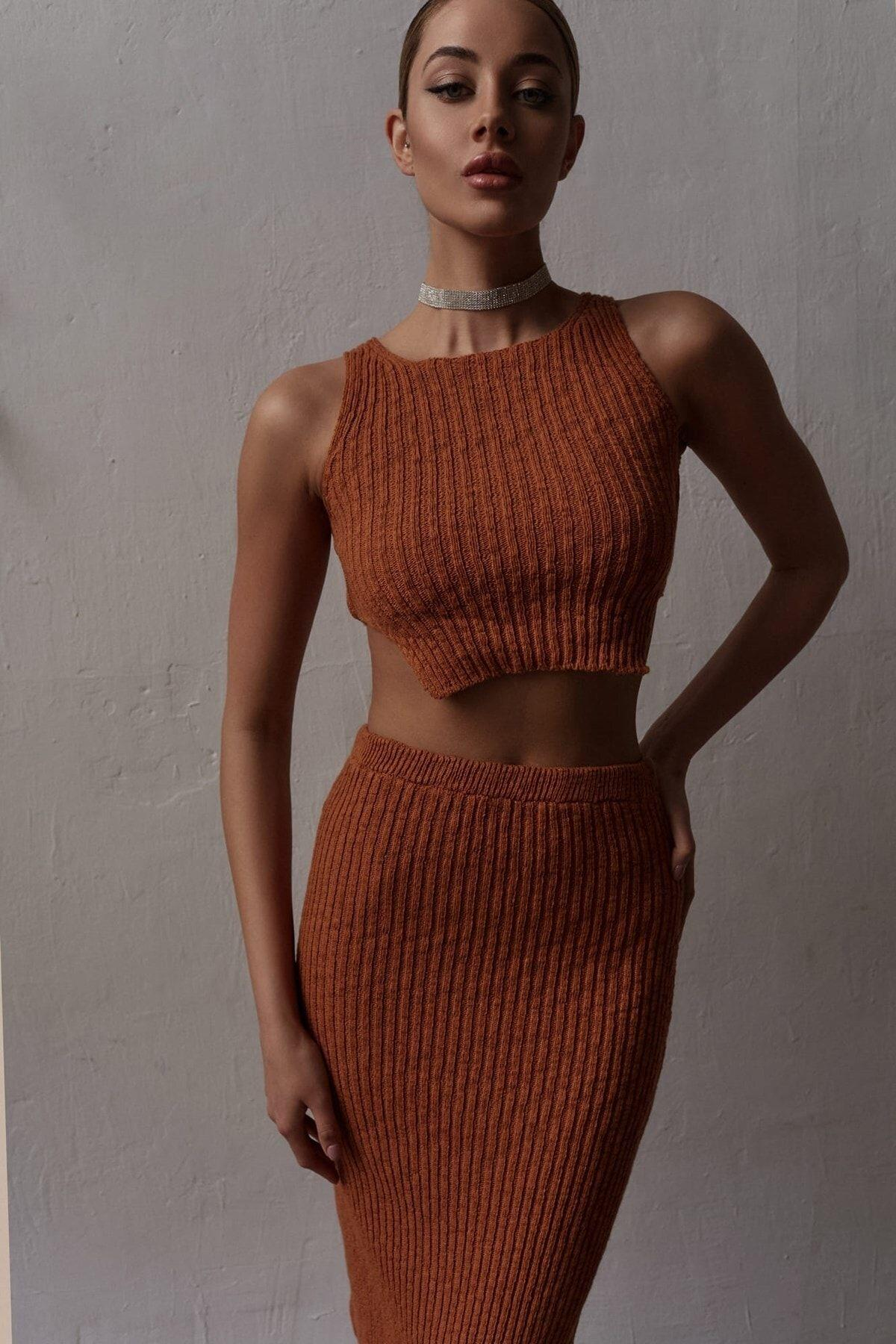 Cris Tarçın Crop-Etek Triko Takım