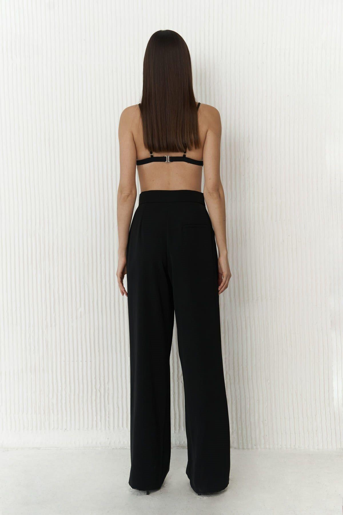 Diego Ön Düğme Detaylı Siyah Pantolon