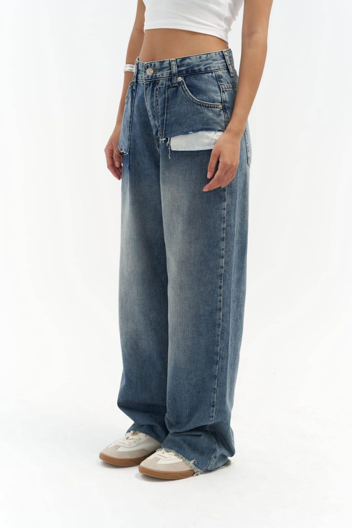  Kai Blue Jeans with Pocket Detail