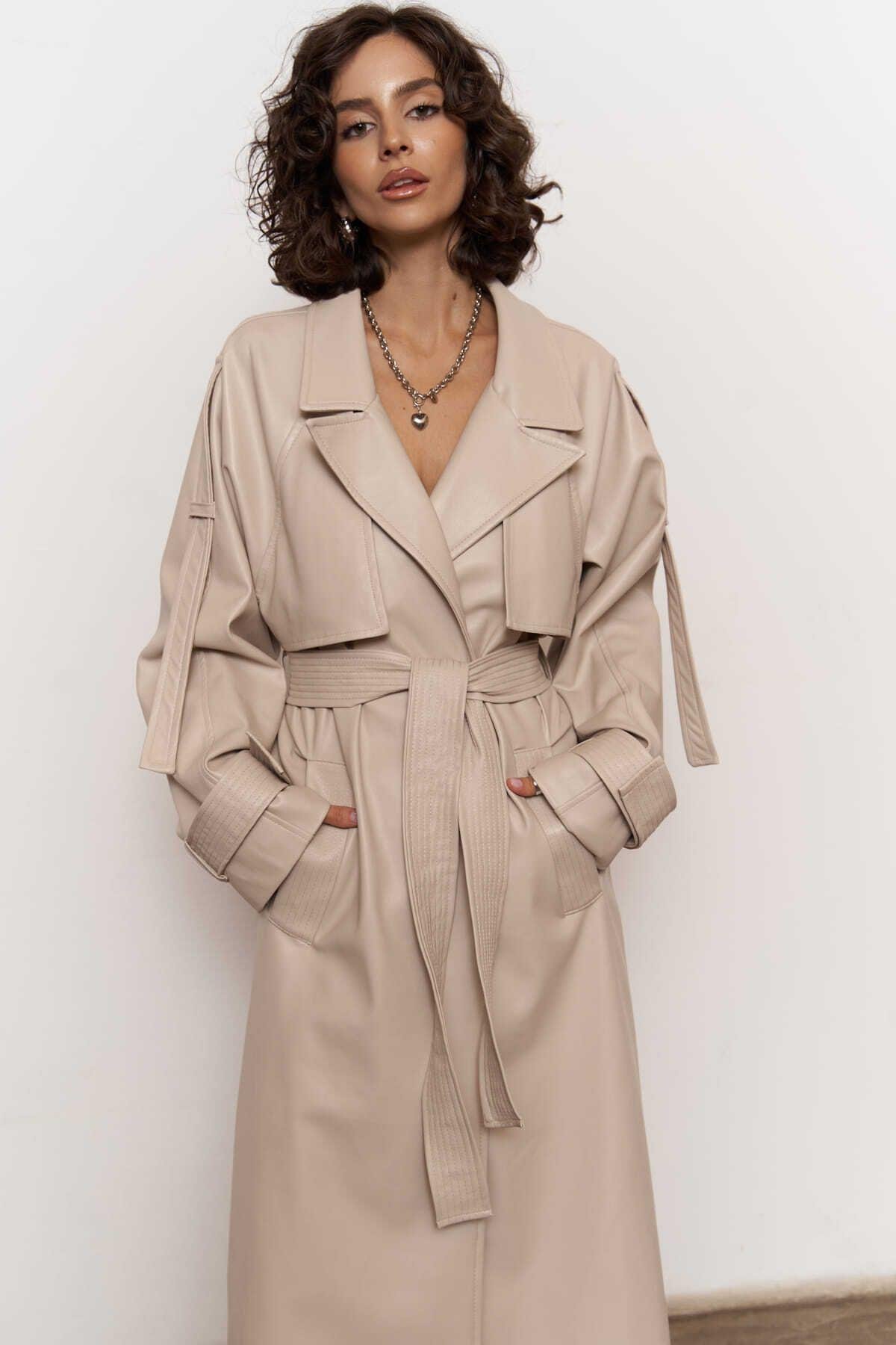 Mai Layton Beige Trenchcoat