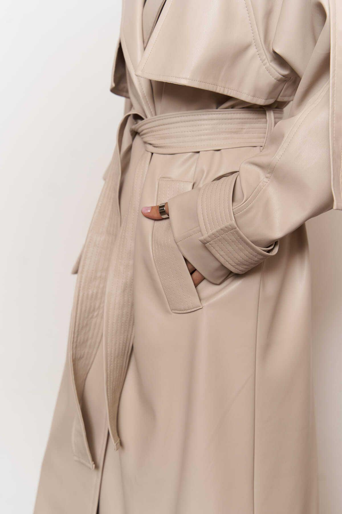 Mai Layton Beige Trenchcoat