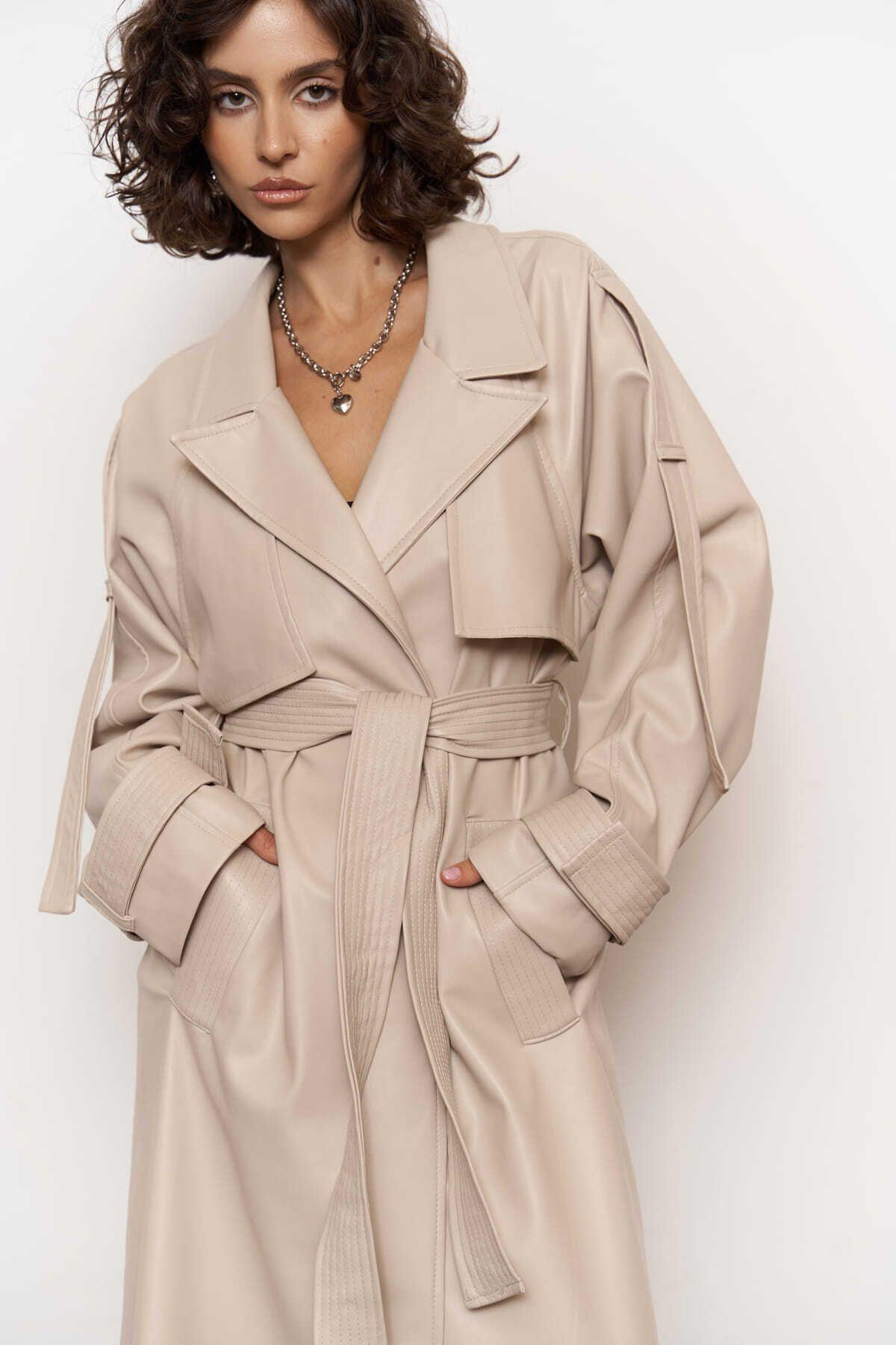 Mai Layton Beige Trenchcoat