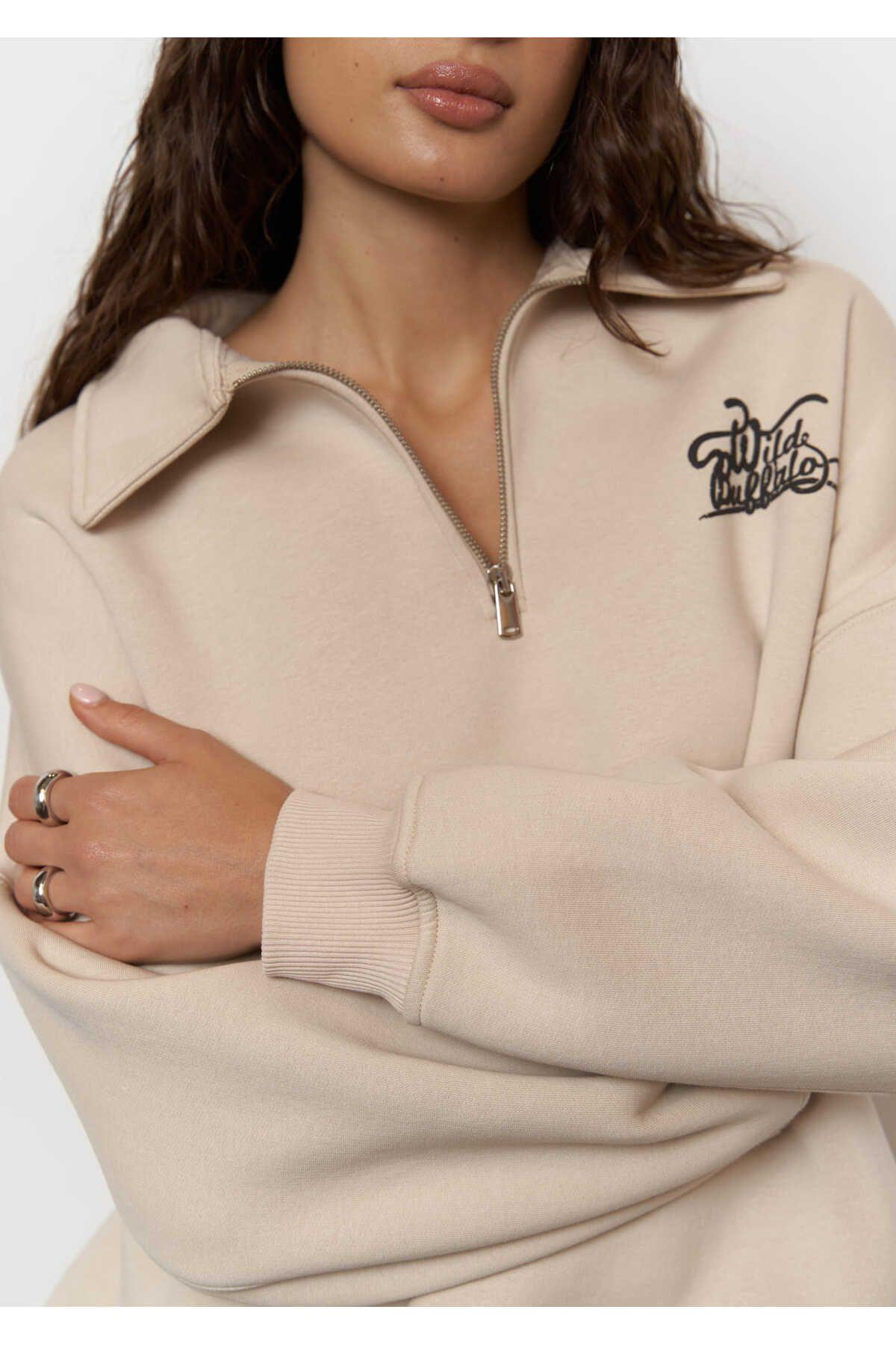 MCLLCTN Wild Buffalo Beige Unisex Oversize Sweatshirt