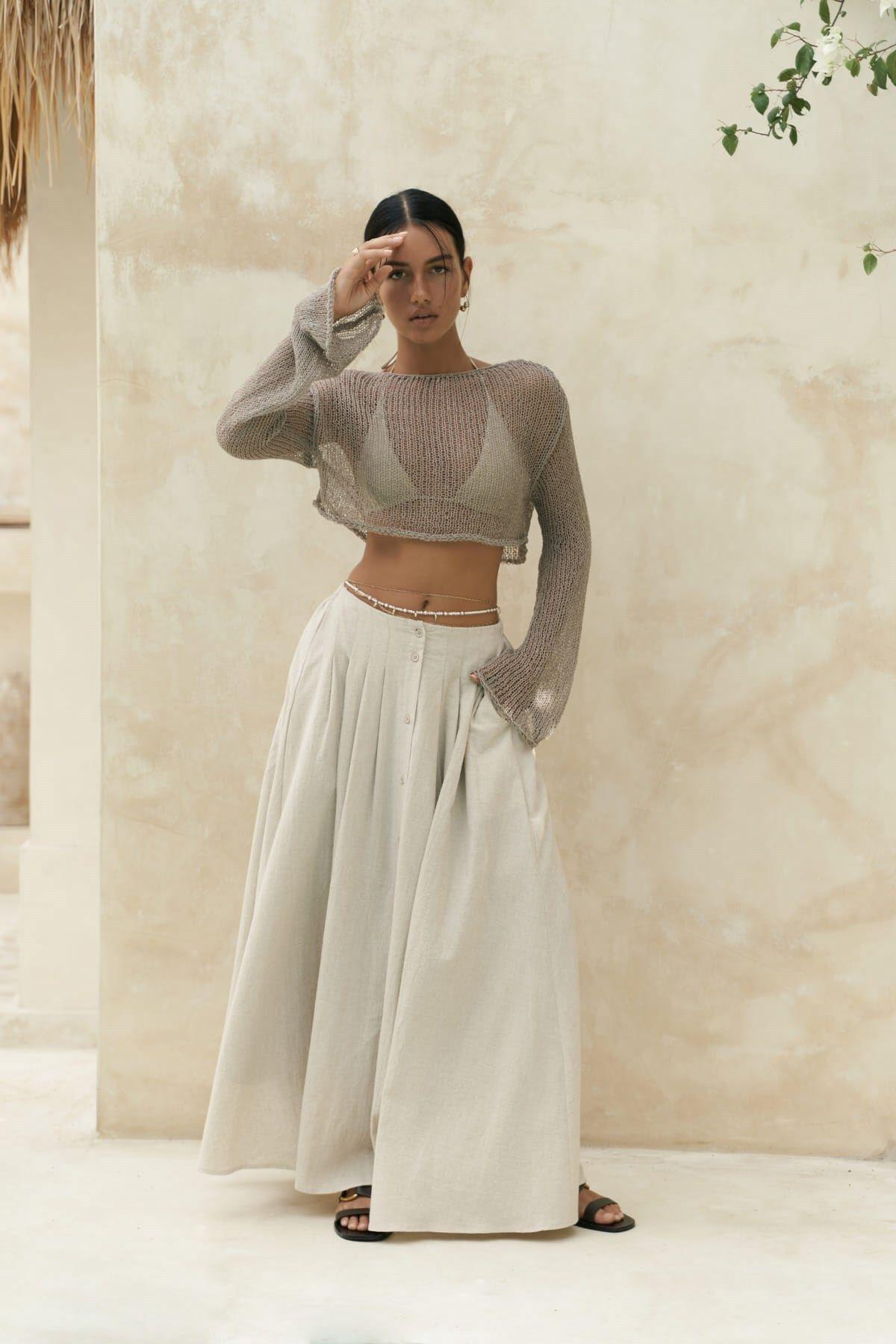 Bohemai Daisy Gray Brown Knit Crop