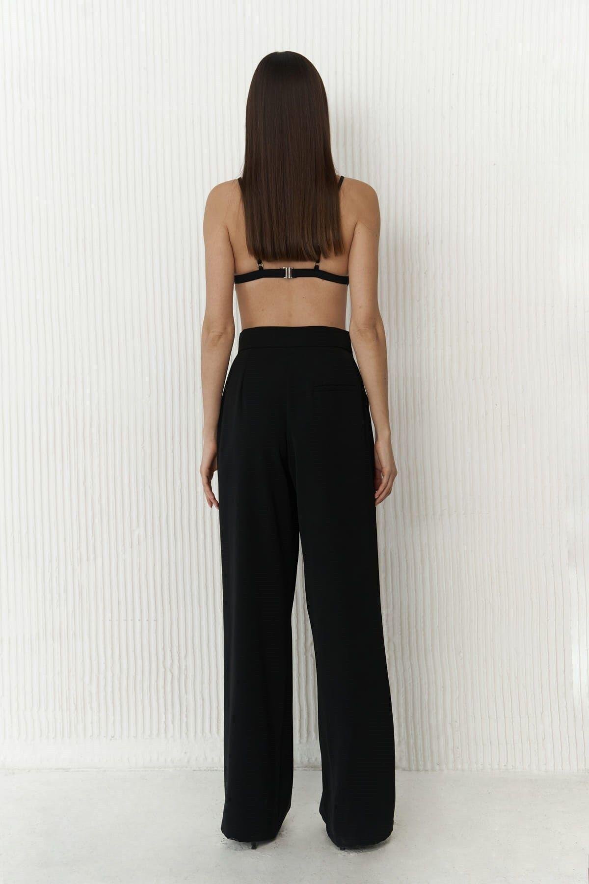 Diego Ön Düğme Detaylı Siyah Pantolon