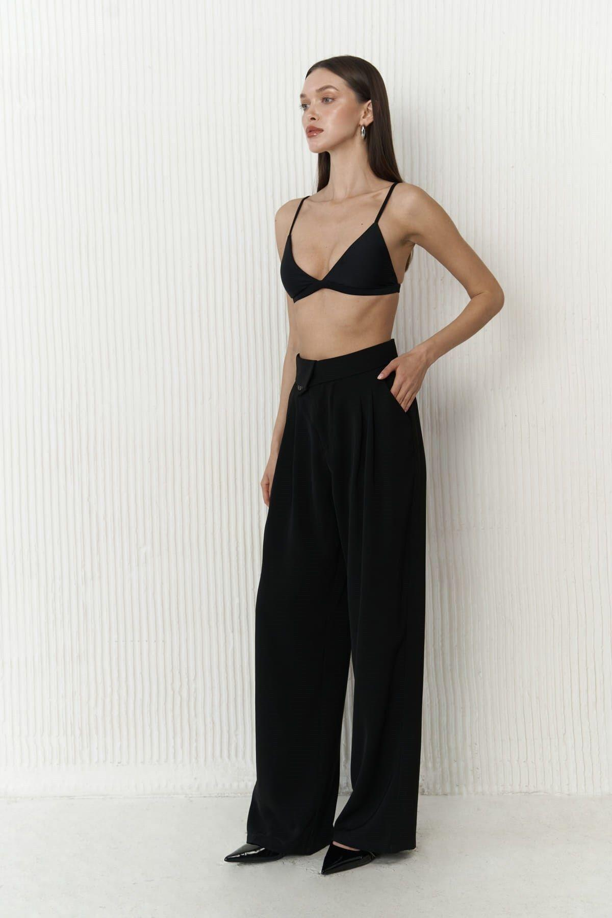 Diego Ön Düğme Detaylı Siyah Pantolon