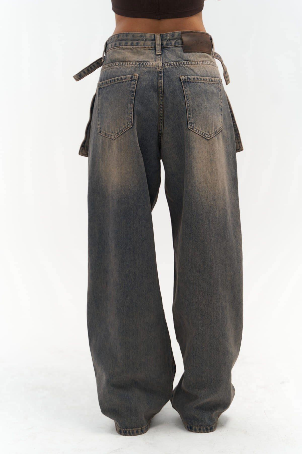 Gatlin Dirty Gray Jeans with Pocket Detail