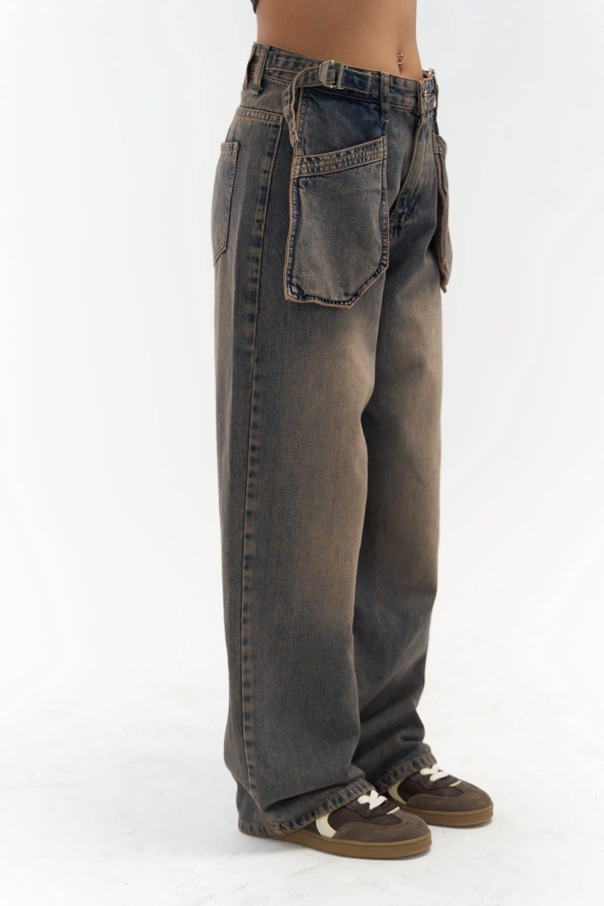 Gatlin Dirty Gray Jeans with Pocket Detail