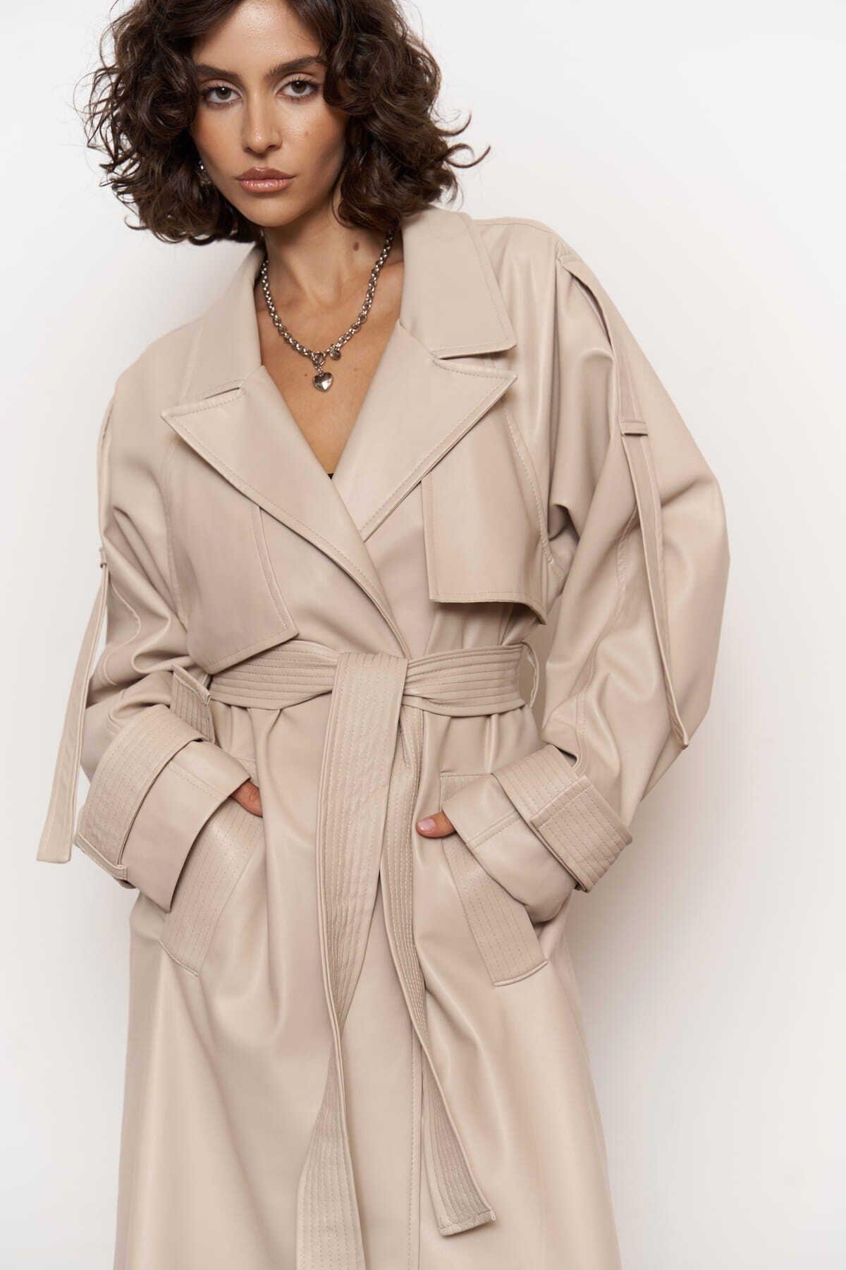 Mai Layton Beige Trenchcoat