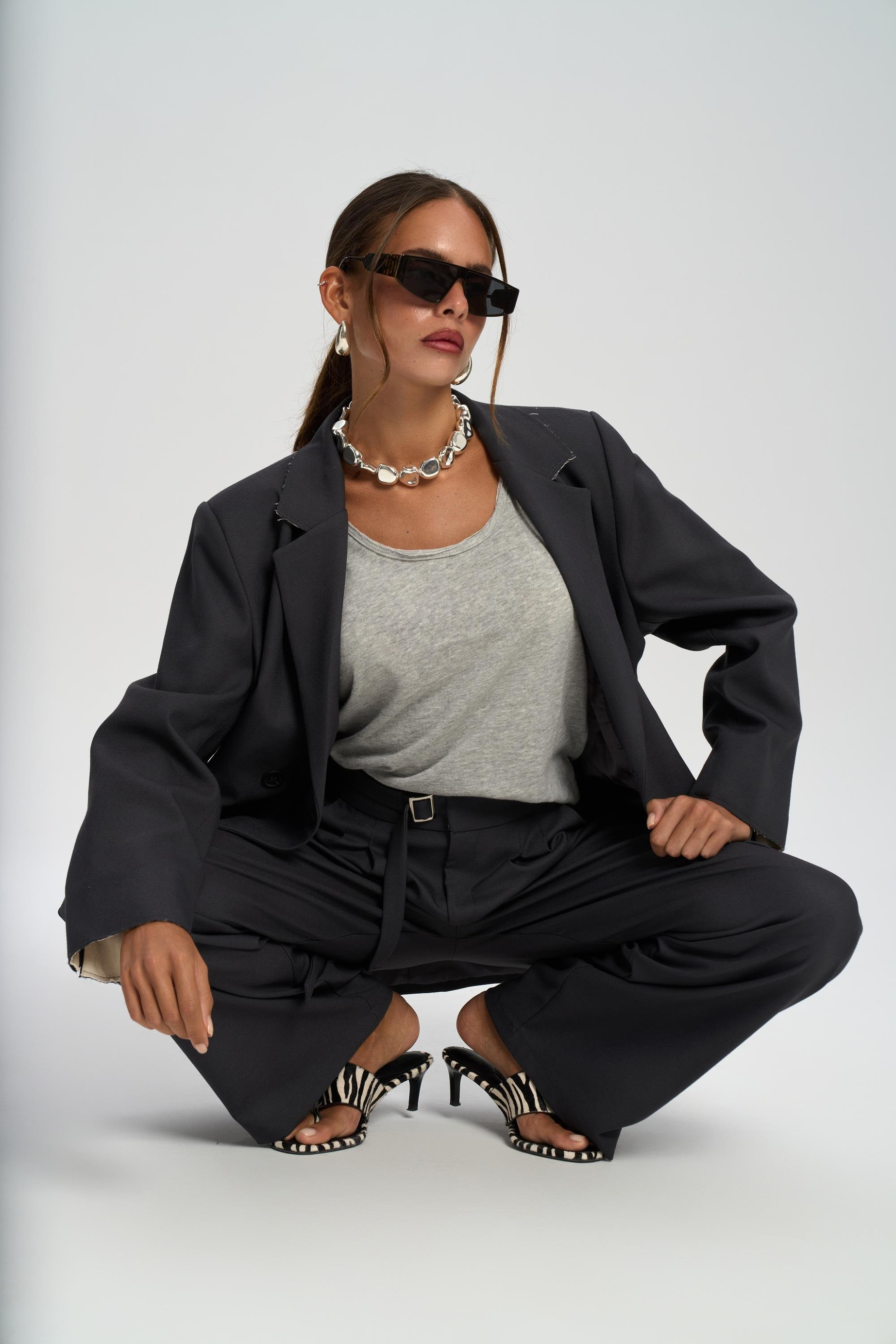 Letizia Belt Detail Charcoal Pants