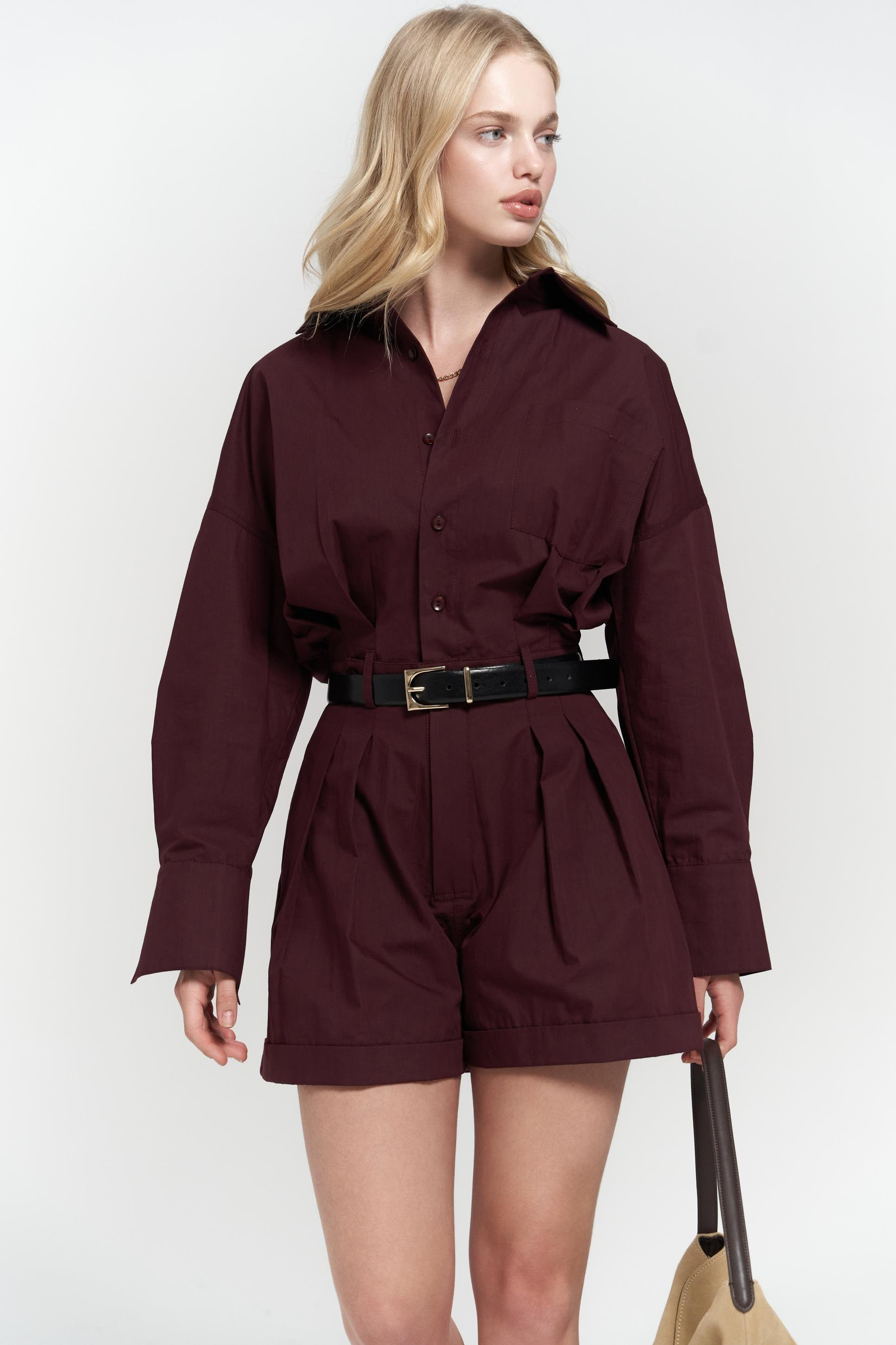 Moaen Kemer Detay Kısa Bordo Tulum