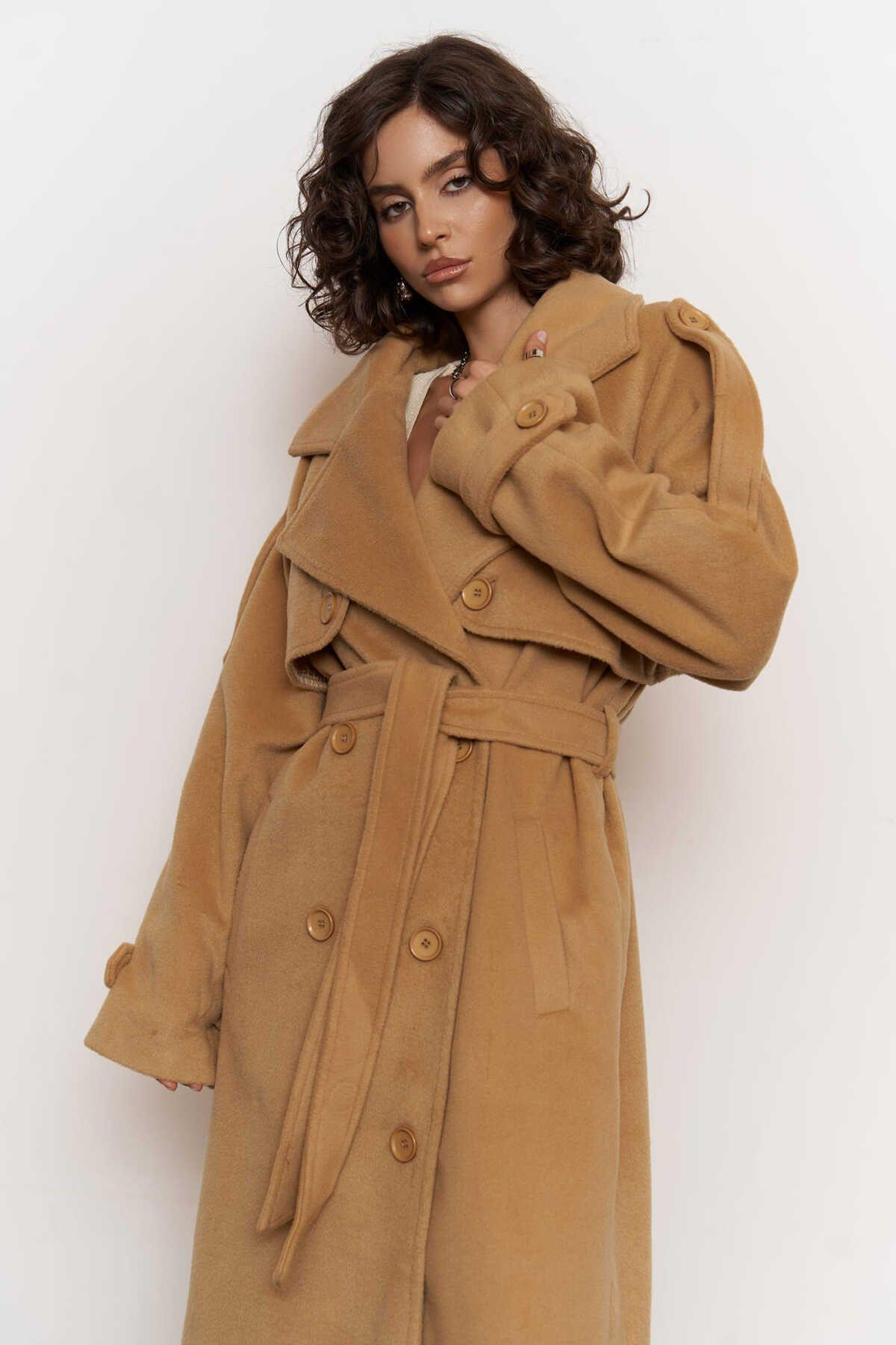 Mai Moscow Camel Cachet Coat