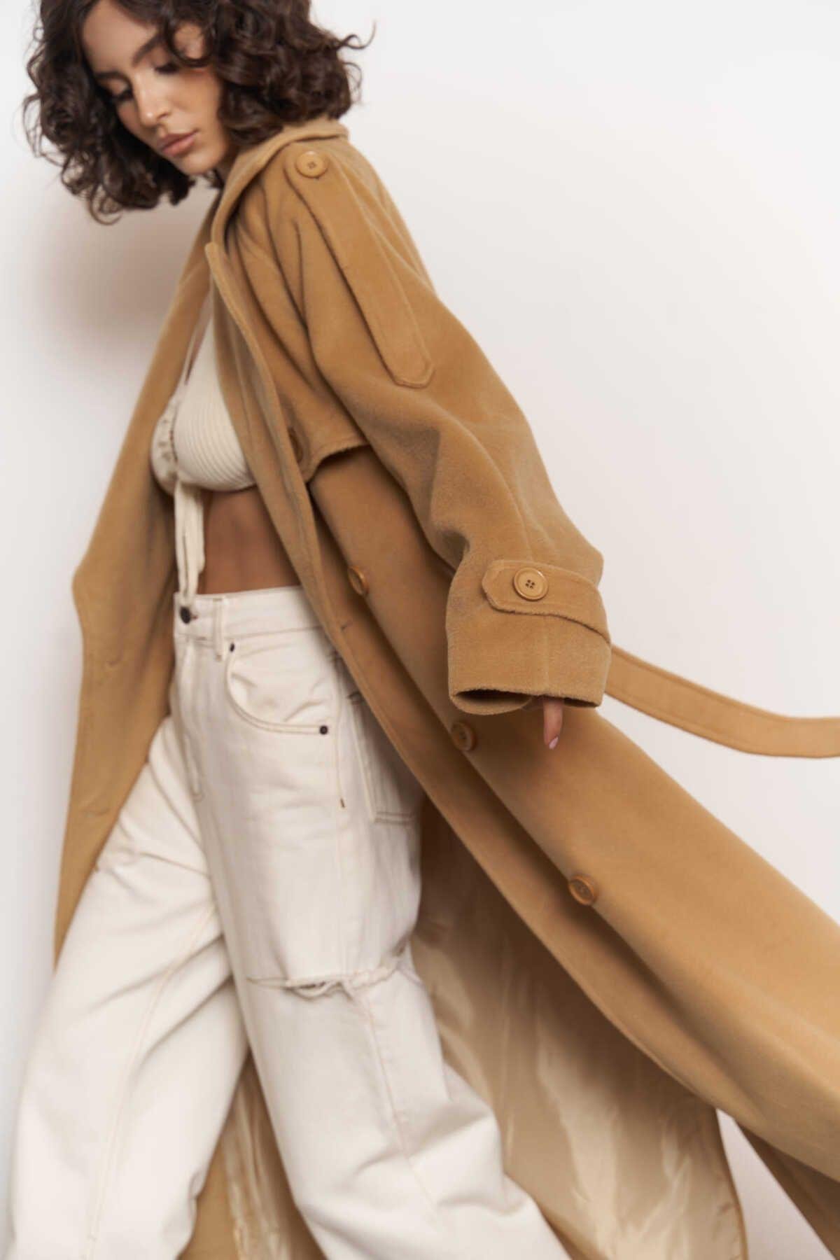 Mai Moscow Camel Cachet Coat