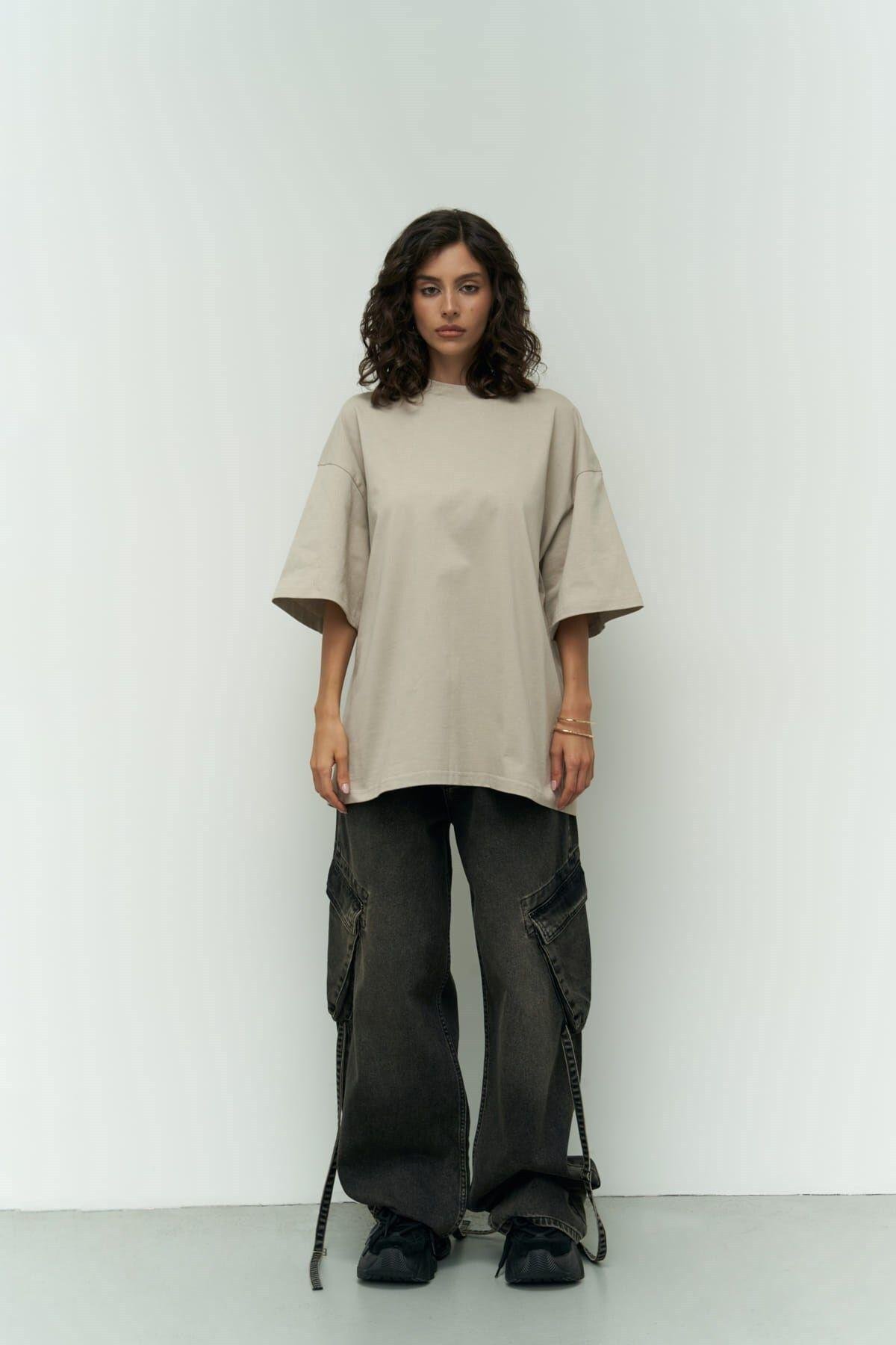 Need Money Beige Oversize T-Shirt